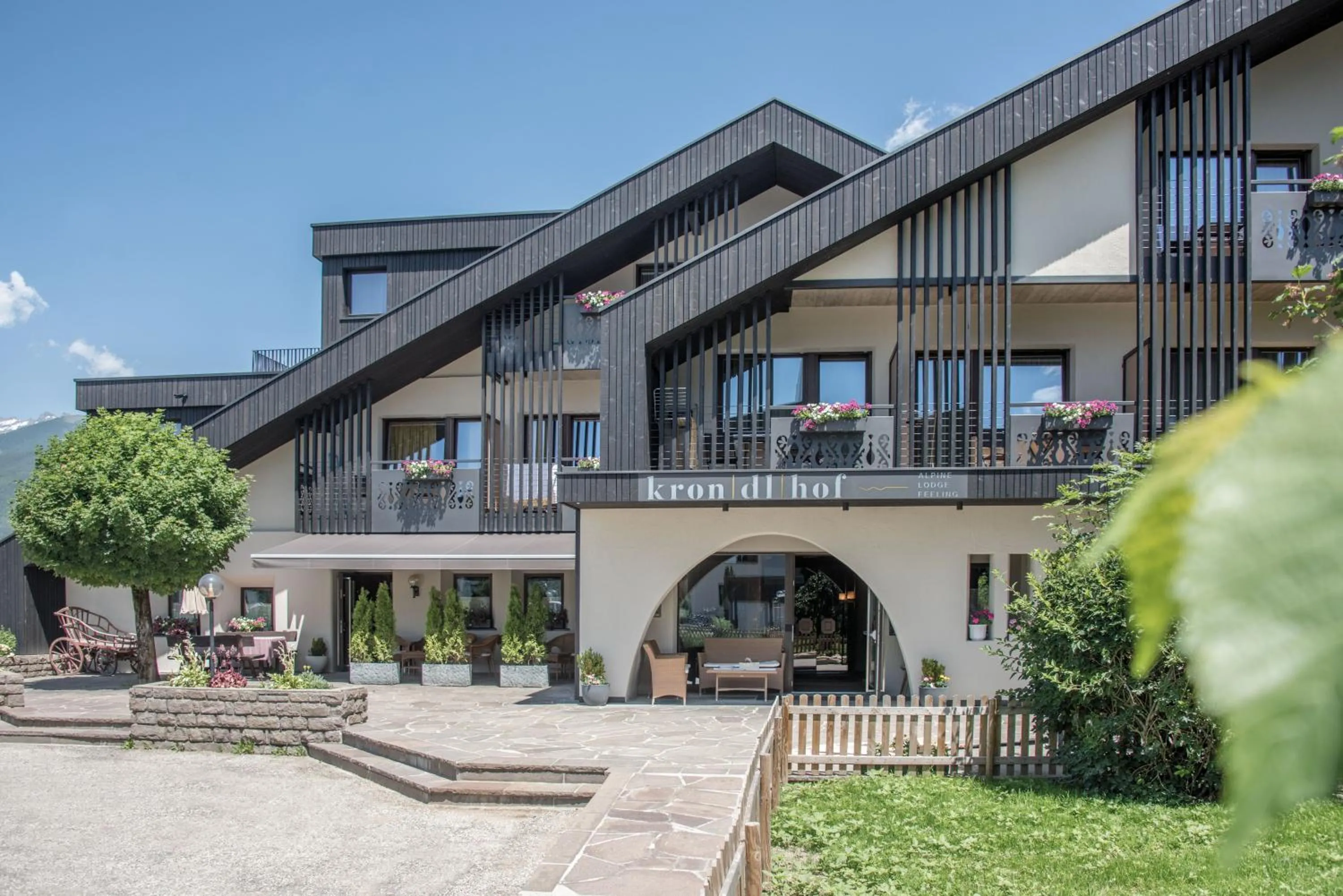 Property building in Hotel Krondlhof