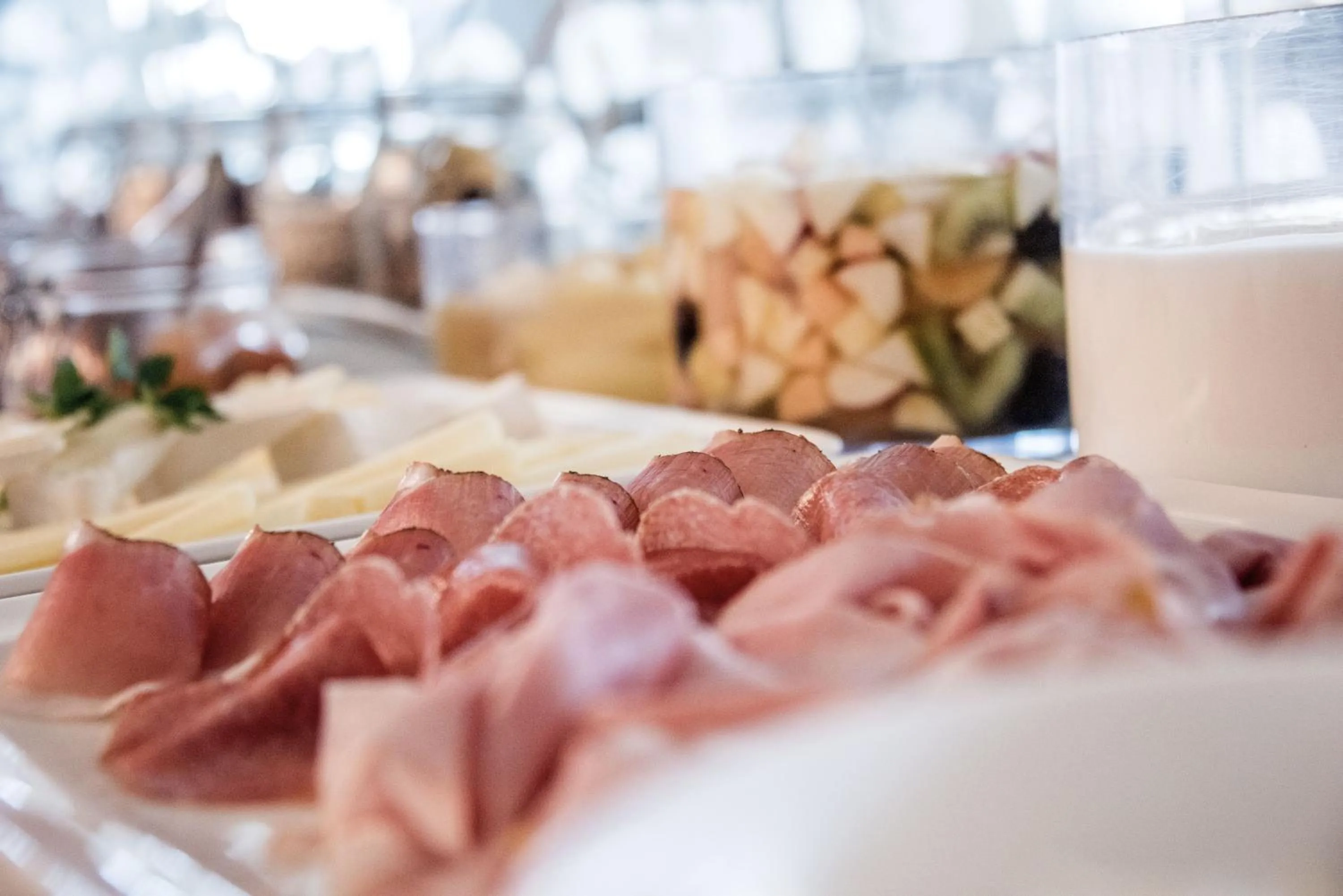 Buffet breakfast in Hotel Krondlhof