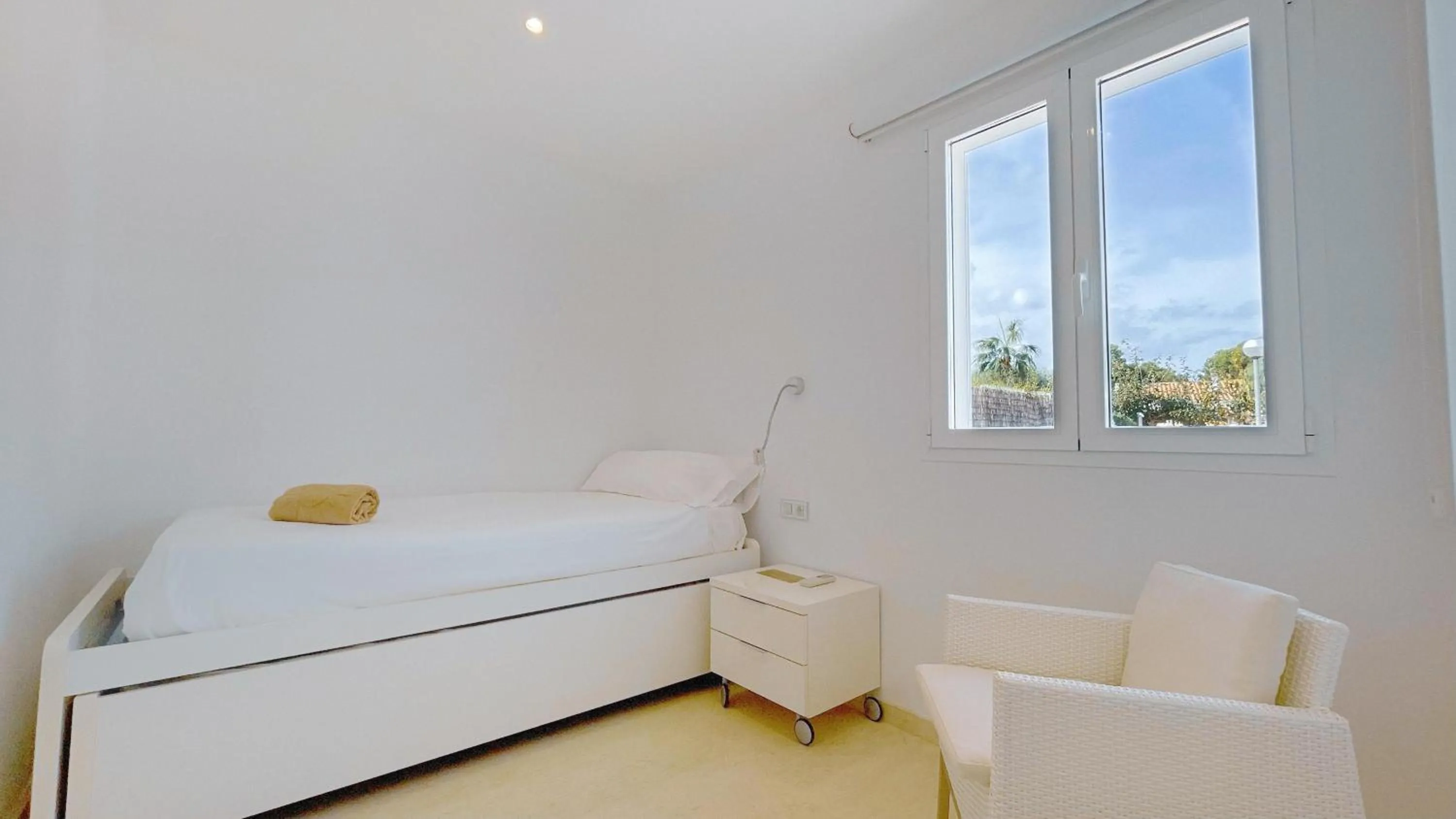 Photo of the whole room, Bed in Lago Resort Menorca - Villas & Bungalows del Lago