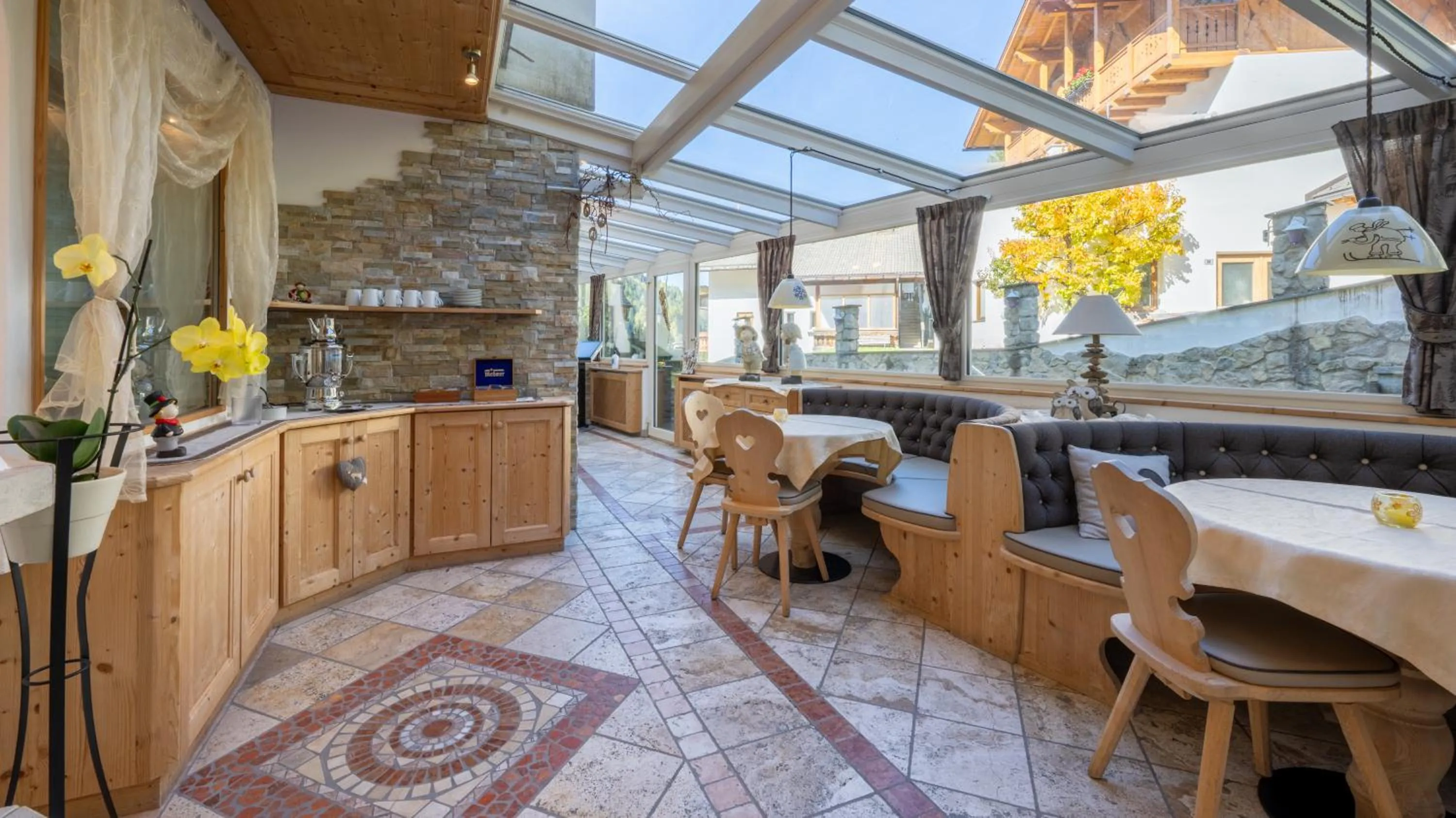 Garni Hotel and Apartments Wildbach