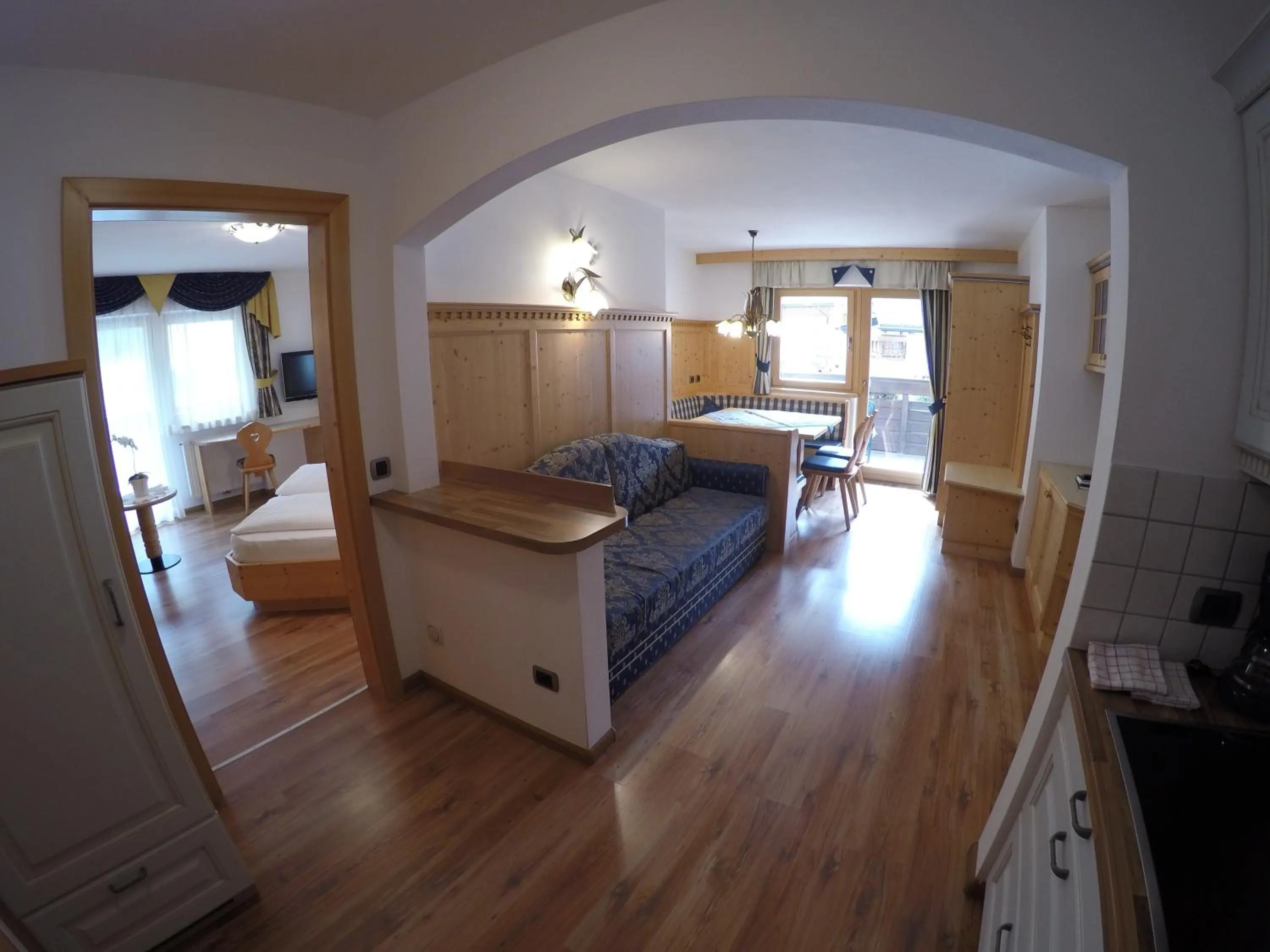 Photo of the whole room, Bed in Garni Hotel and Apartments Wildbach