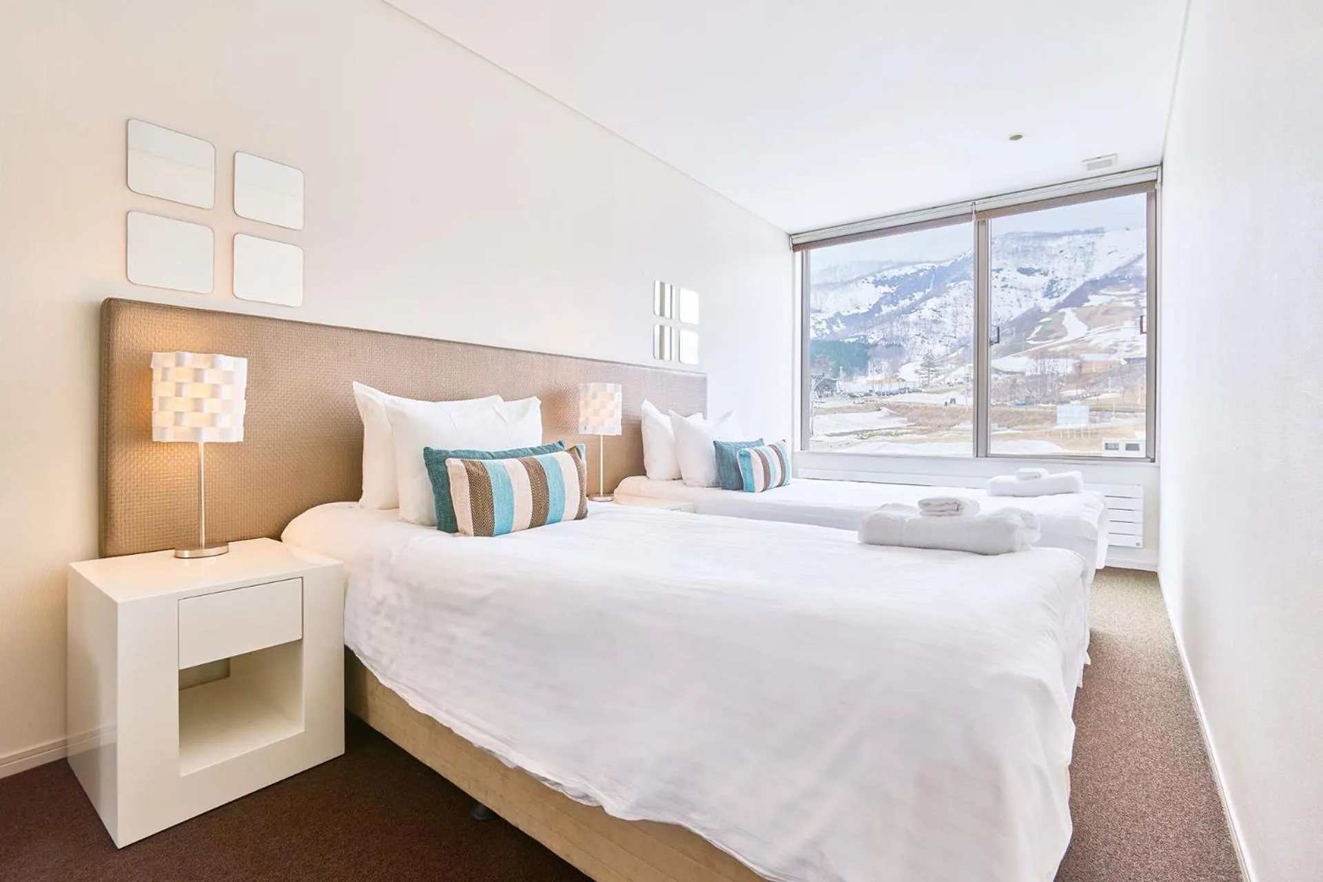 J House 4 Bedroom in Niseko Central Houses and Apartments
