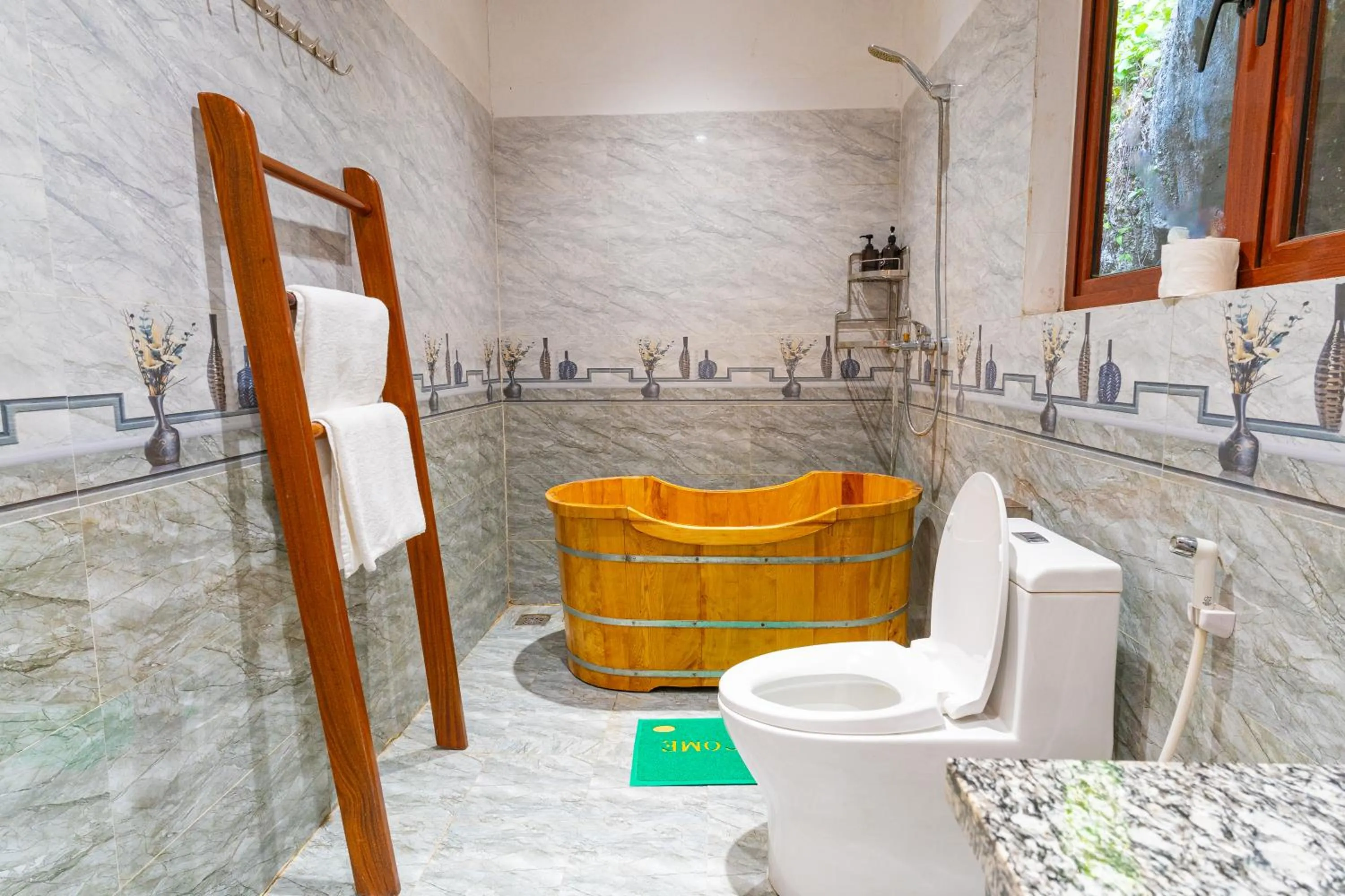 Shower in Green Mountain Homestay