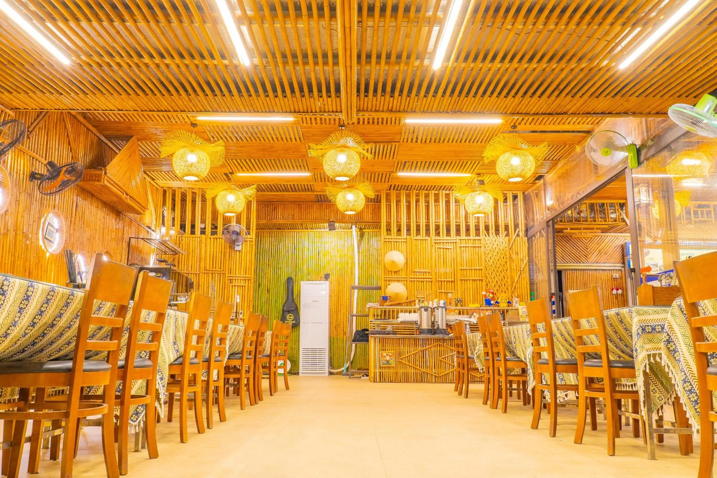 Restaurant/places to eat in Green Mountain Homestay