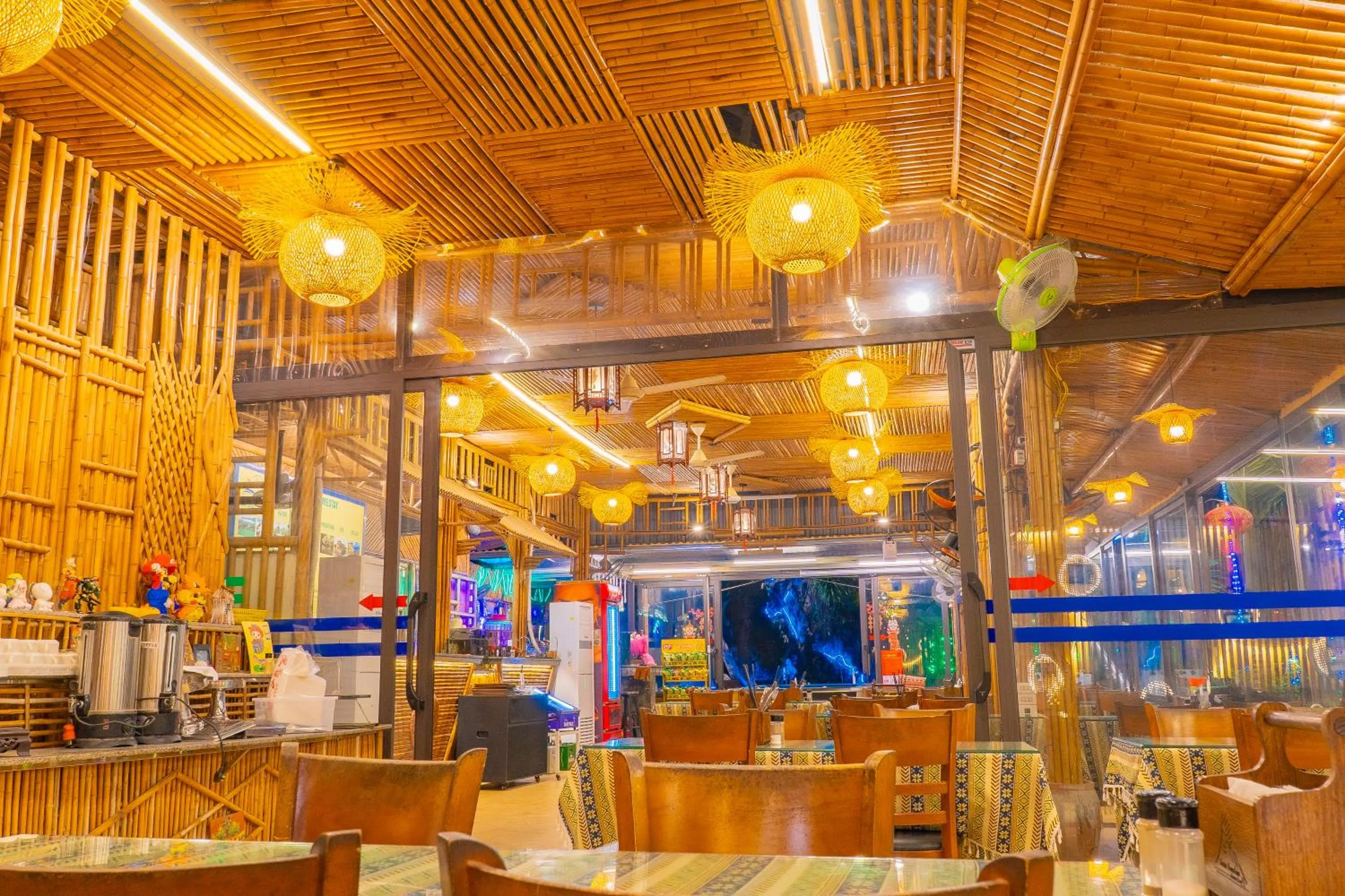 Restaurant/places to eat in Green Mountain Homestay