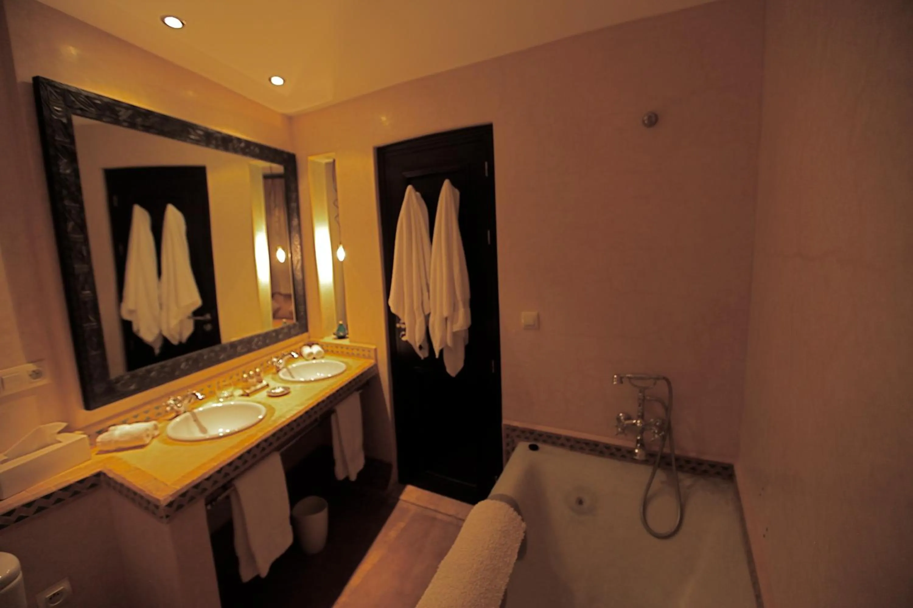 Bathroom in Riad Dar Haven