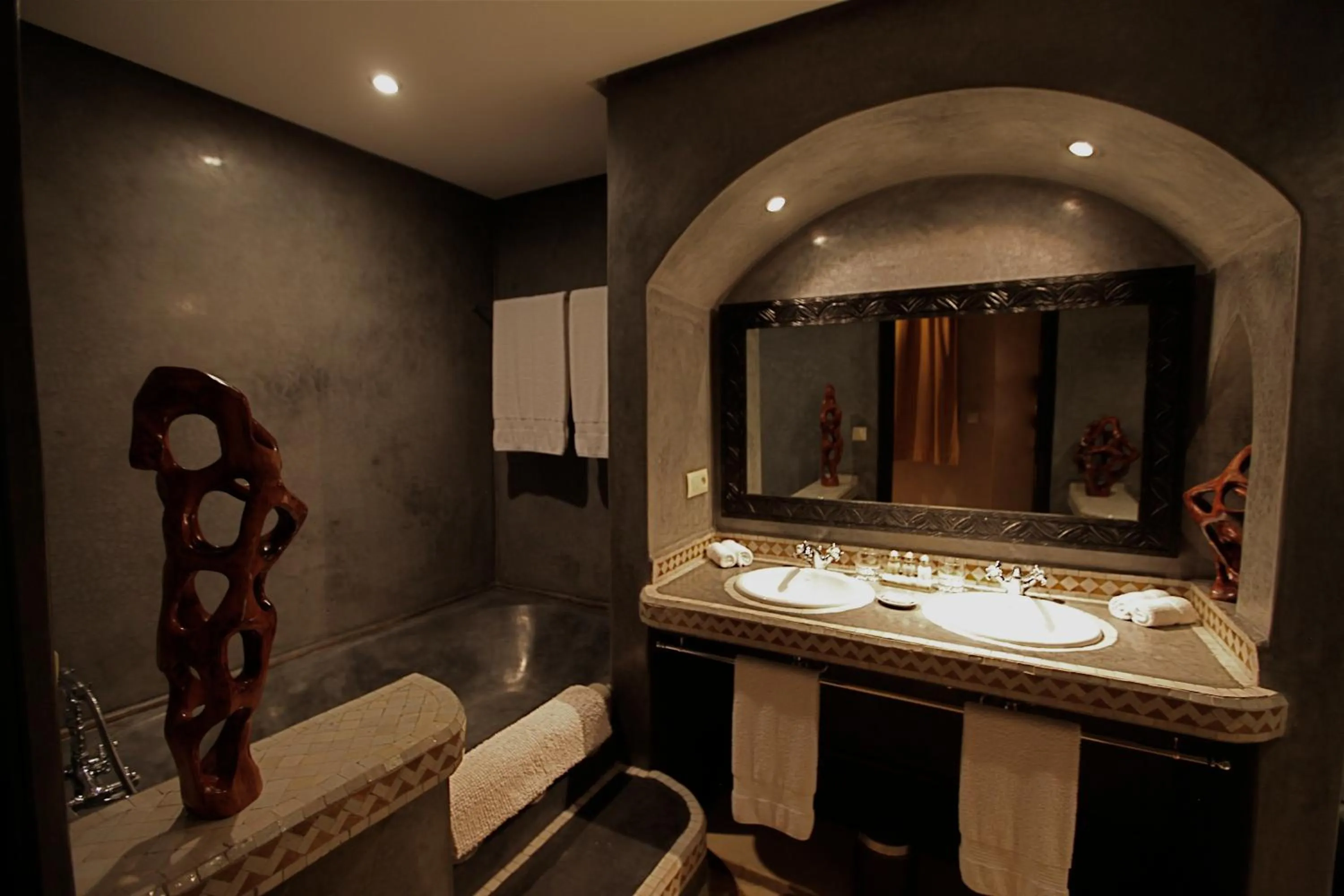 Bathroom in Riad Dar Haven