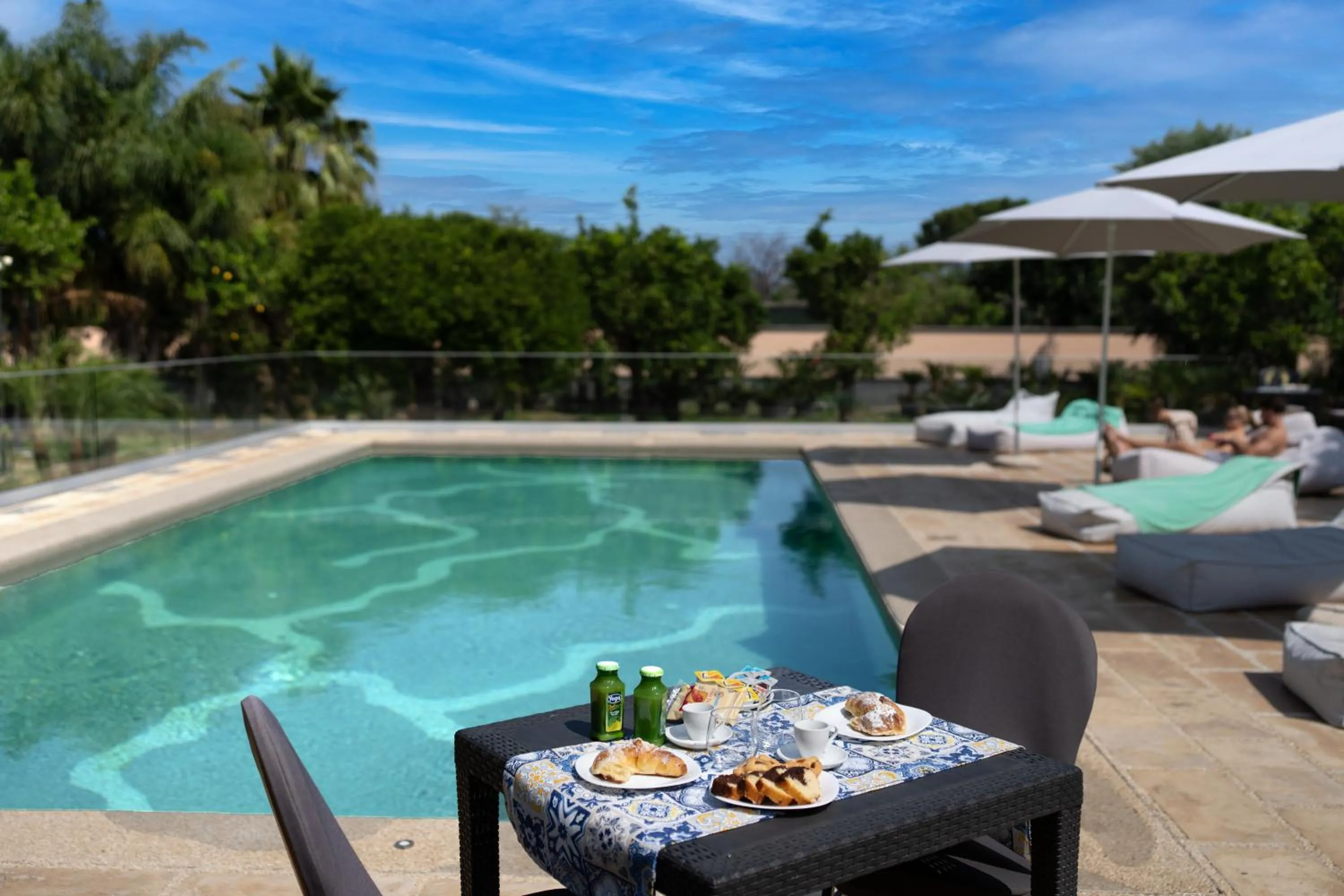 Swimming pool in Villa Emanuel