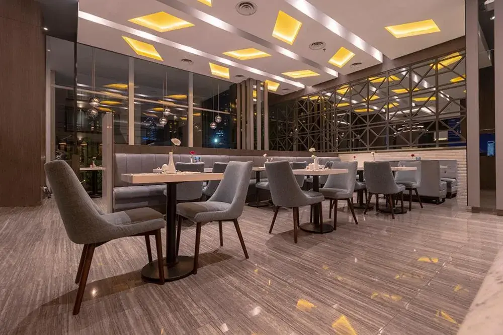 Restaurant/places to eat in Grand Picasso Hotel Restaurant/places to eat in Grand Picasso Hotel