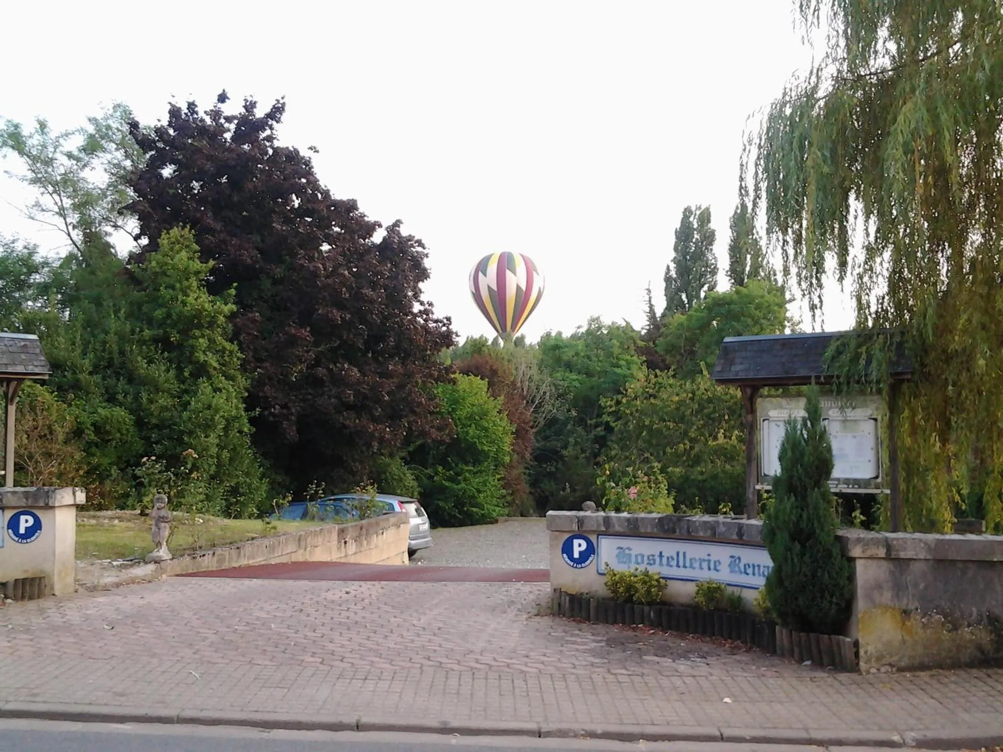 Facade/entrance in La Renaudière
