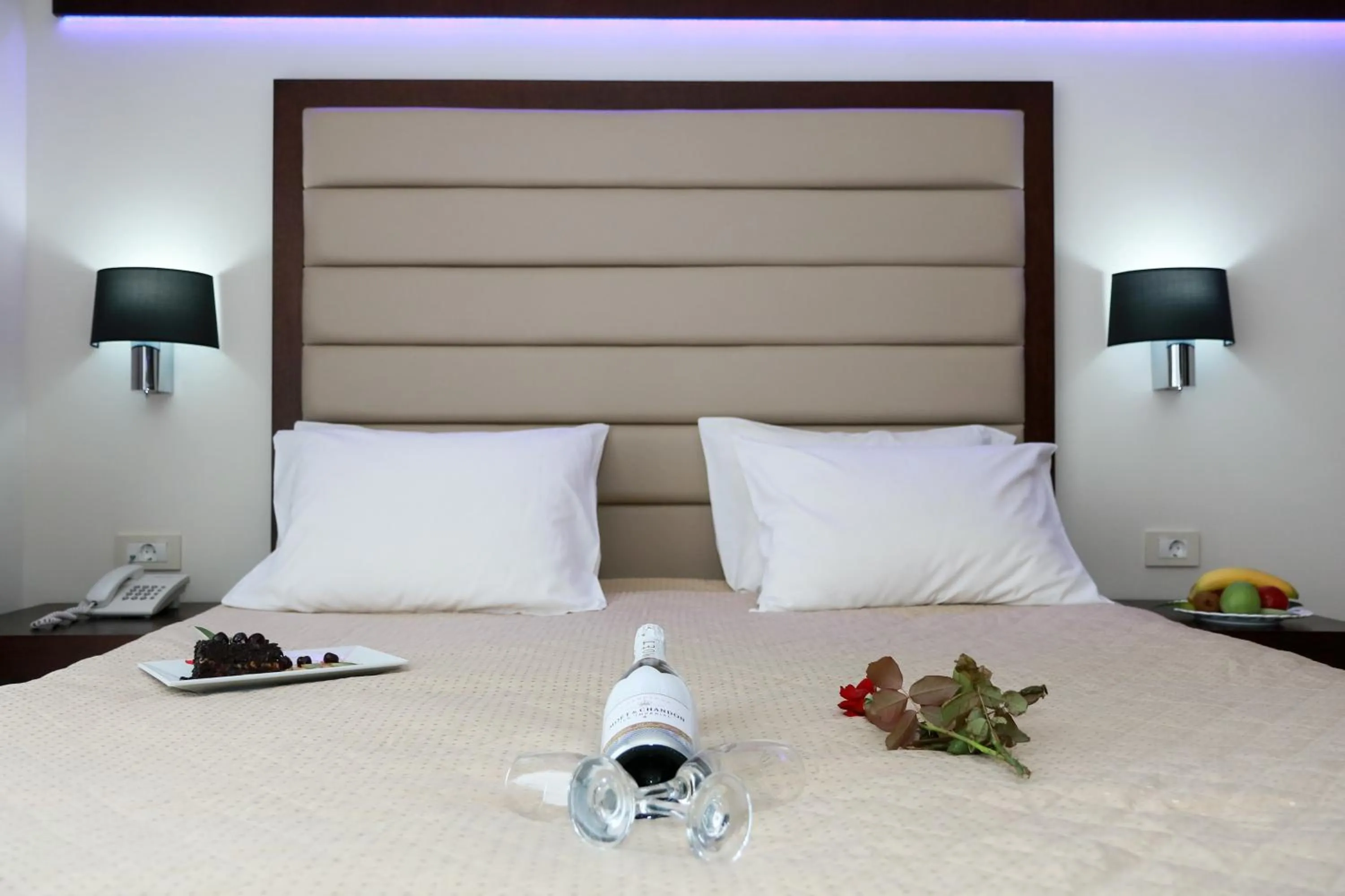 Bed in Galini Sea View