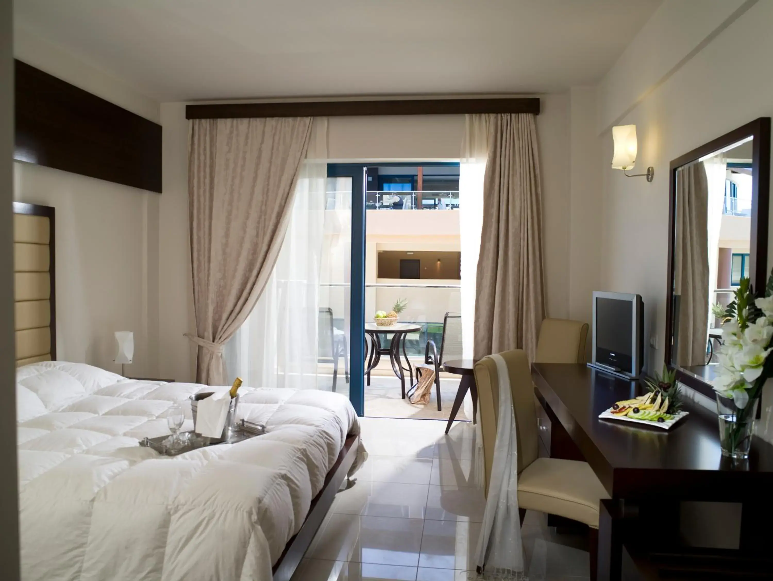 Photo of the whole room, Bed in Galini Sea View Photo of the whole room, Bed in Galini Sea View