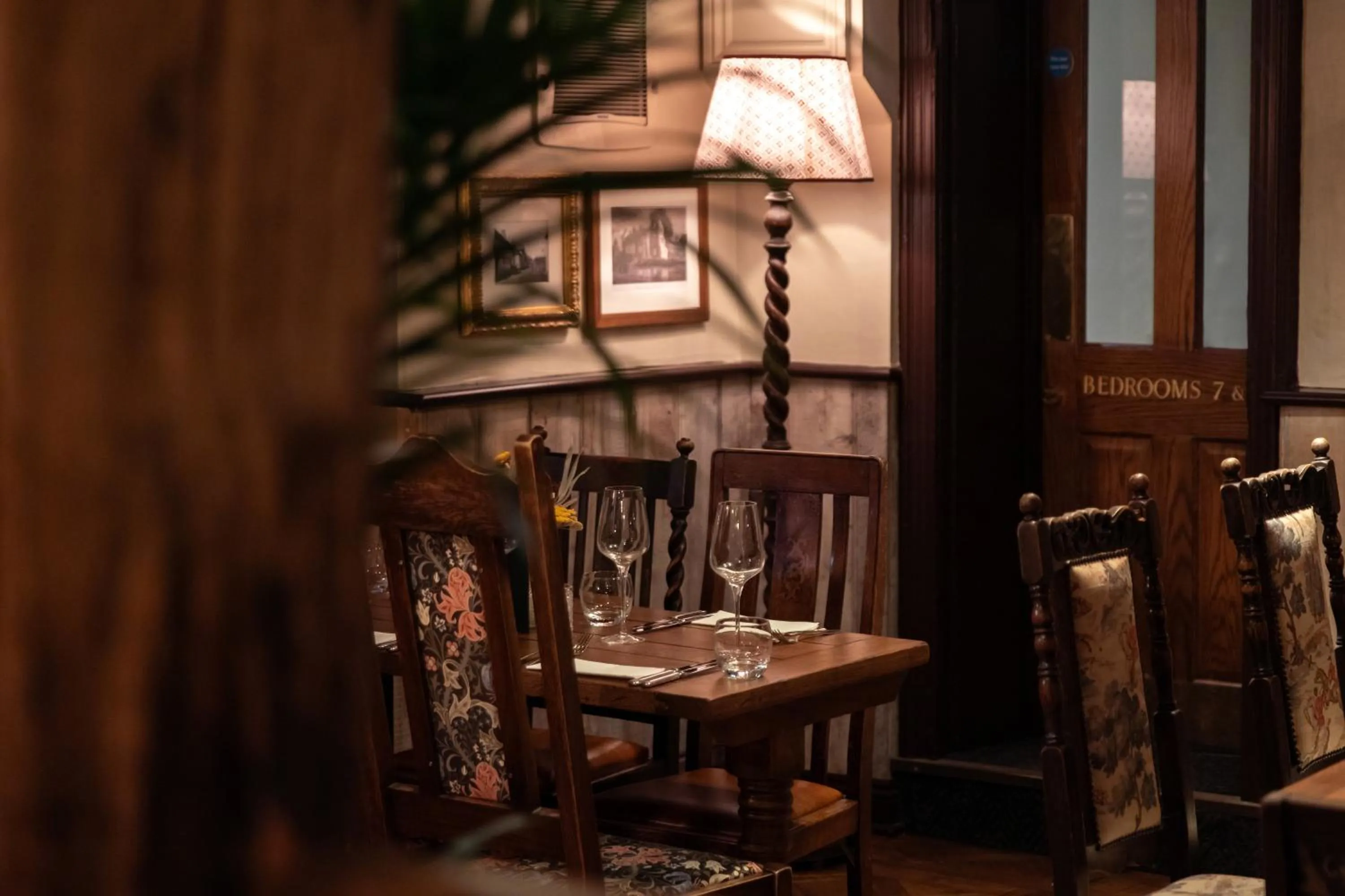 Restaurant/places to eat in The Crown Inn