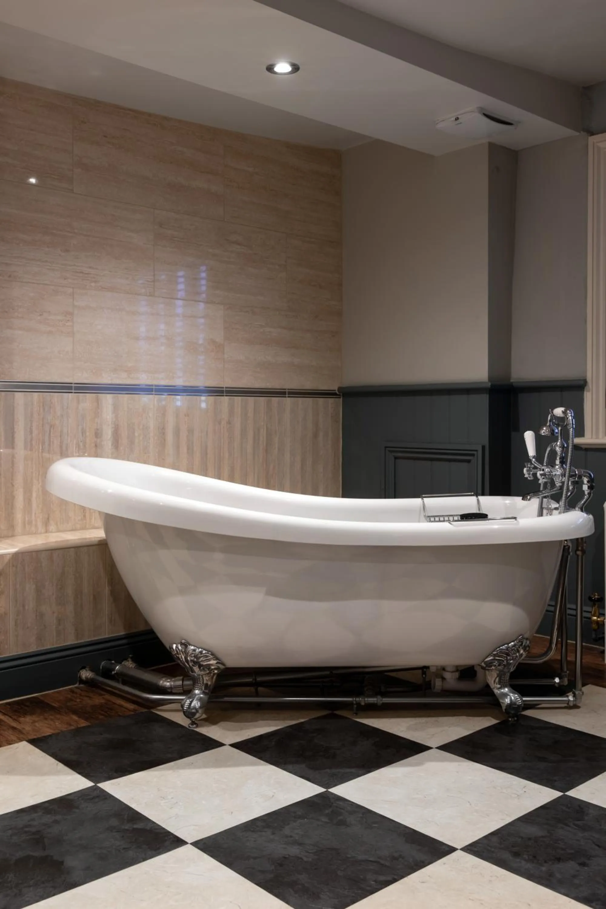 Bath in The Crown Inn