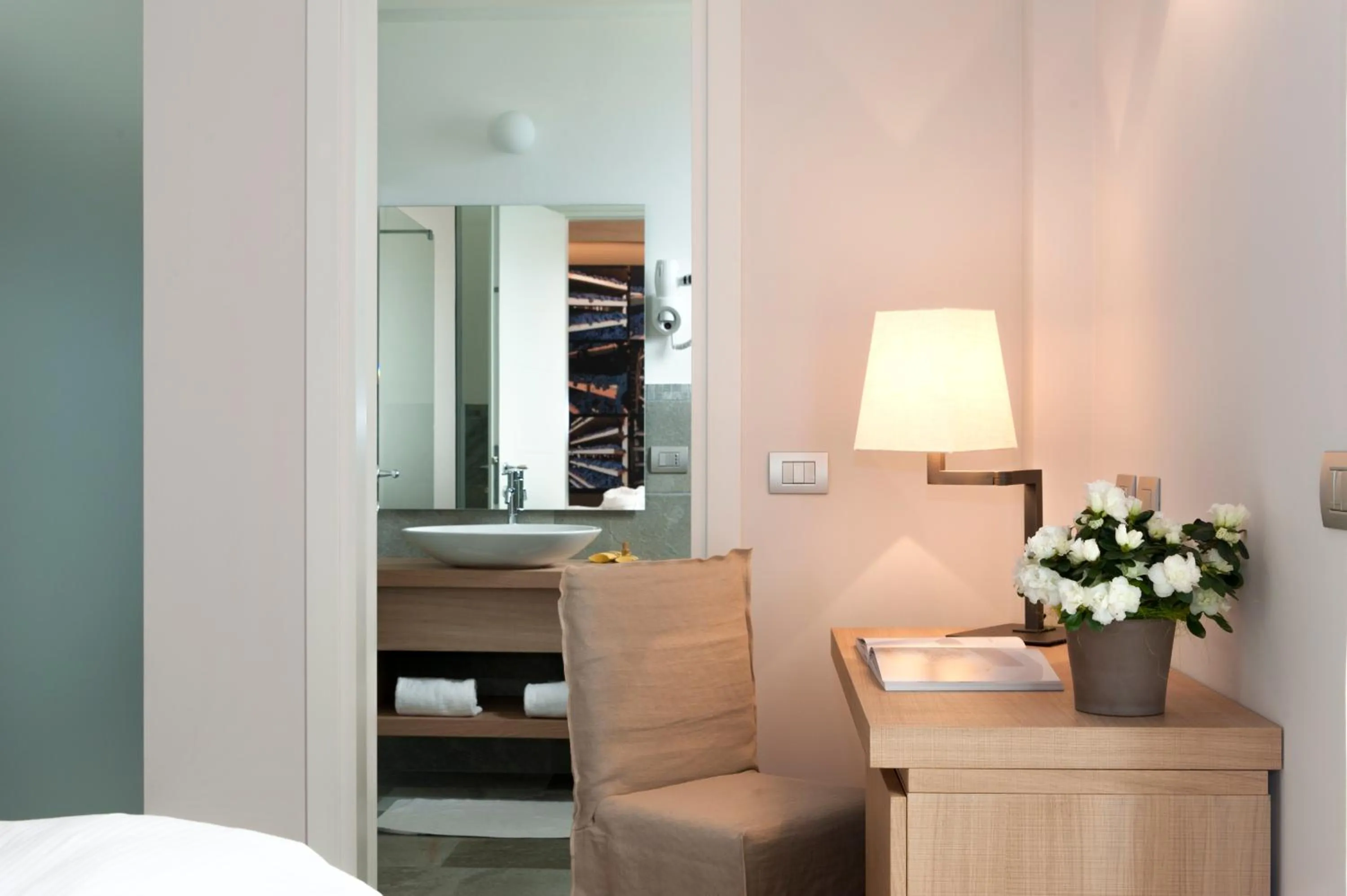 Photo of the whole room, Bed in Wine Hotel Retici Balzi