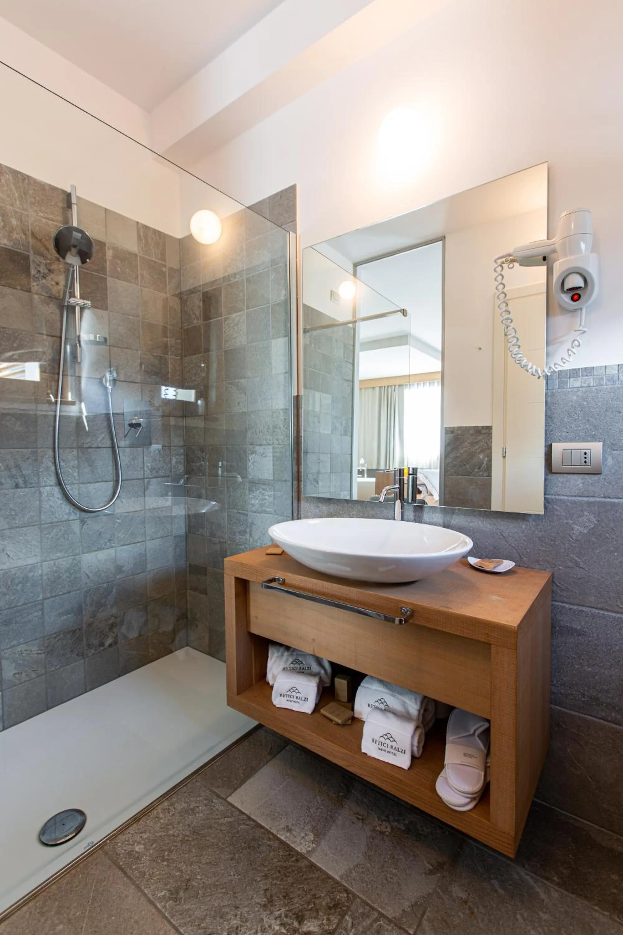 Bathroom in Wine Hotel Retici Balzi