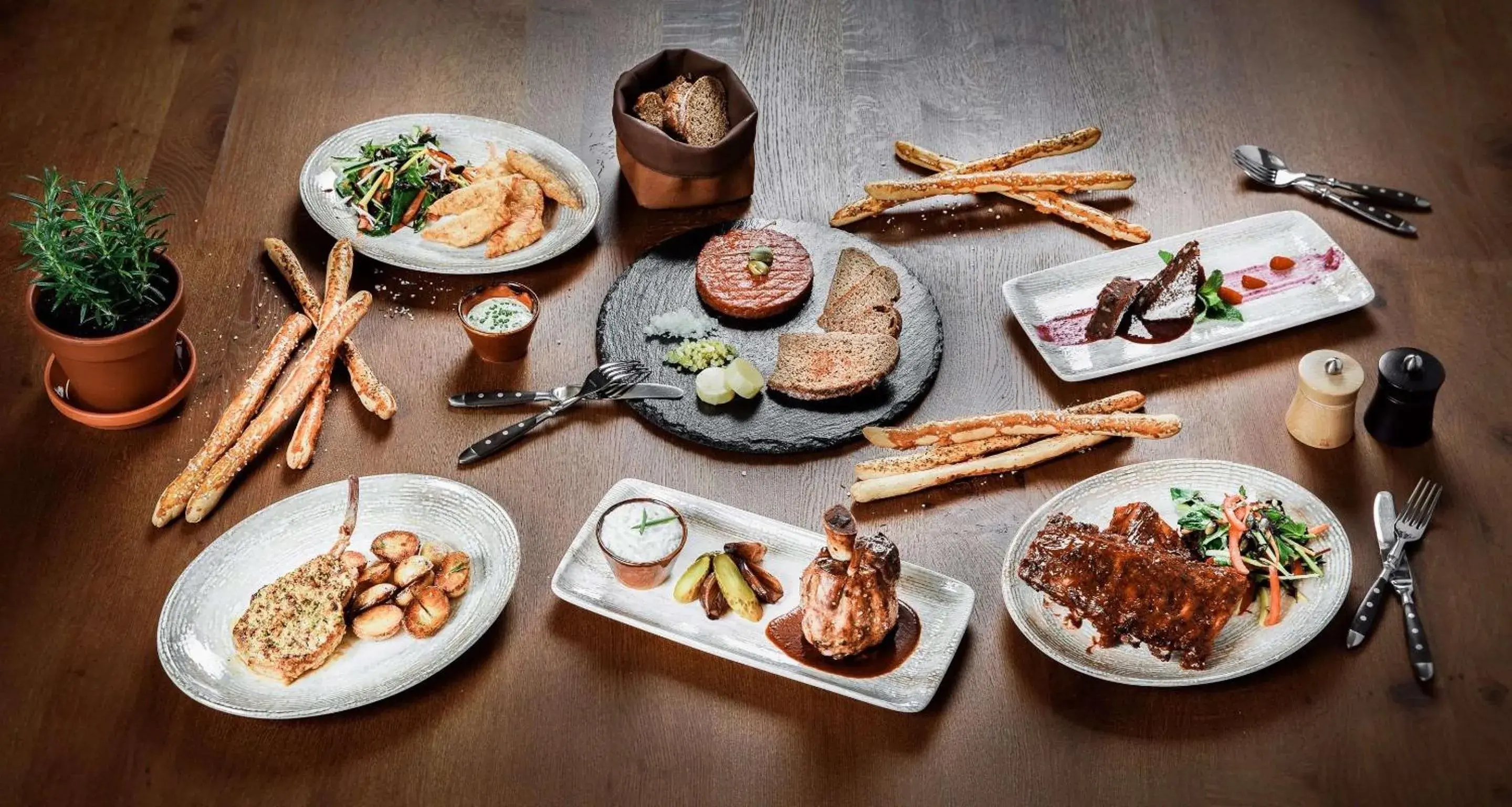 Restaurant/places to eat in Hotel Spirgarten Restaurant/places to eat in Hotel Spirgarten