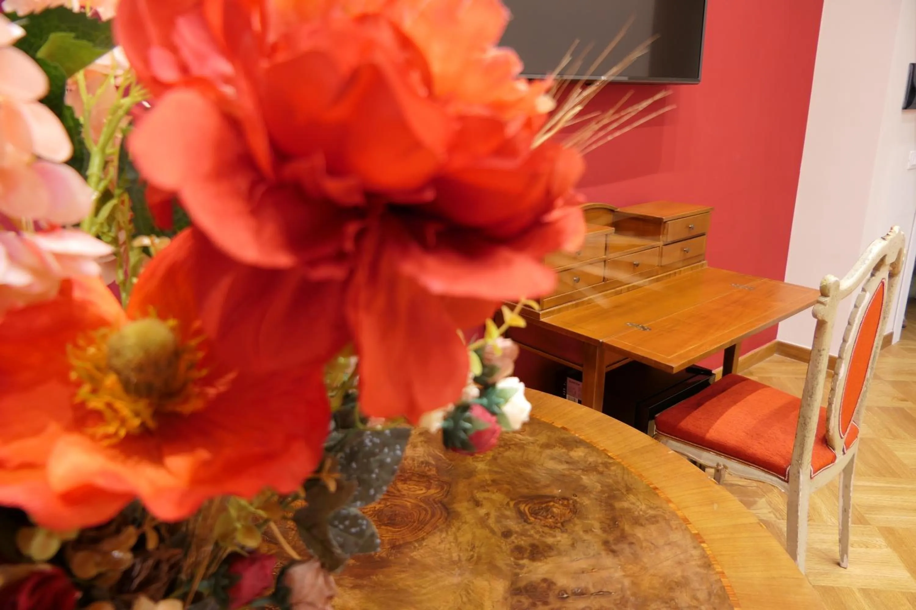 Photo of the whole room in Spaccanapoli B&B City Soul