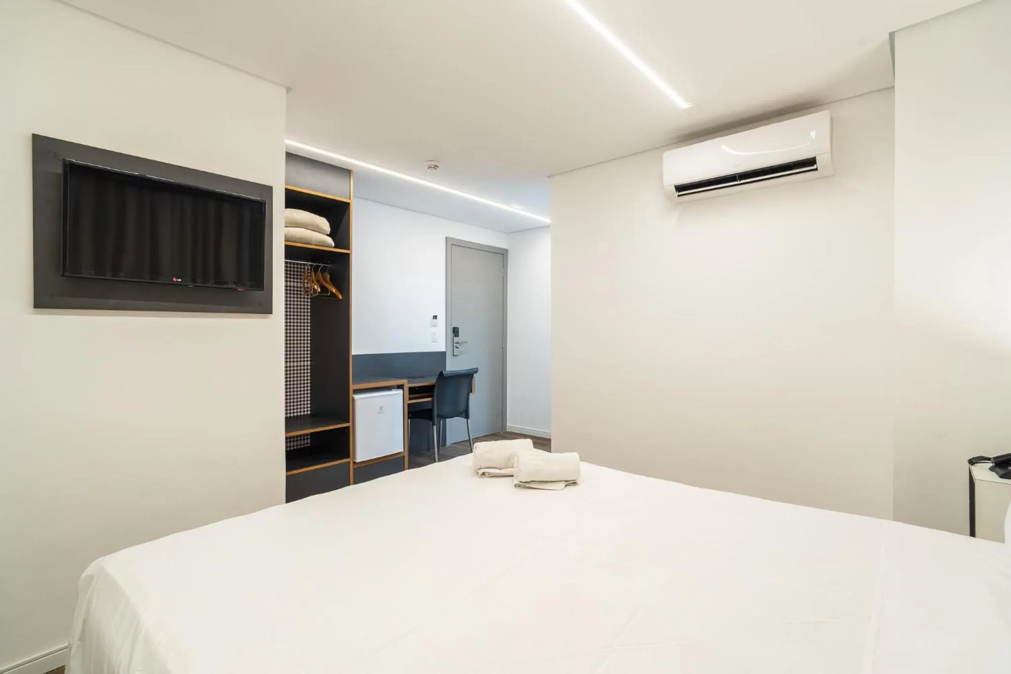 Bed in Uniclass Hotel Lapa