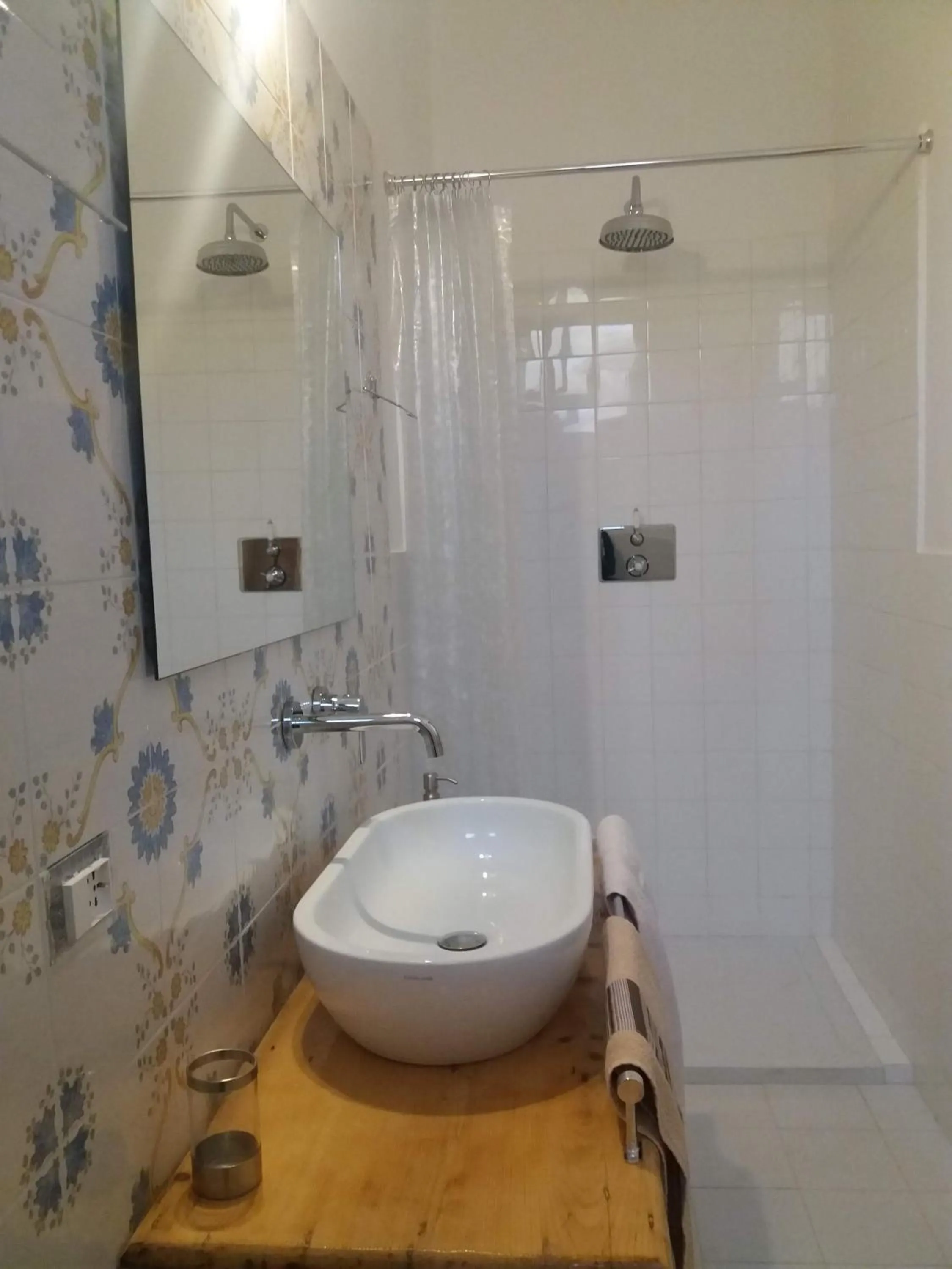 Bathroom in U' Iazzu