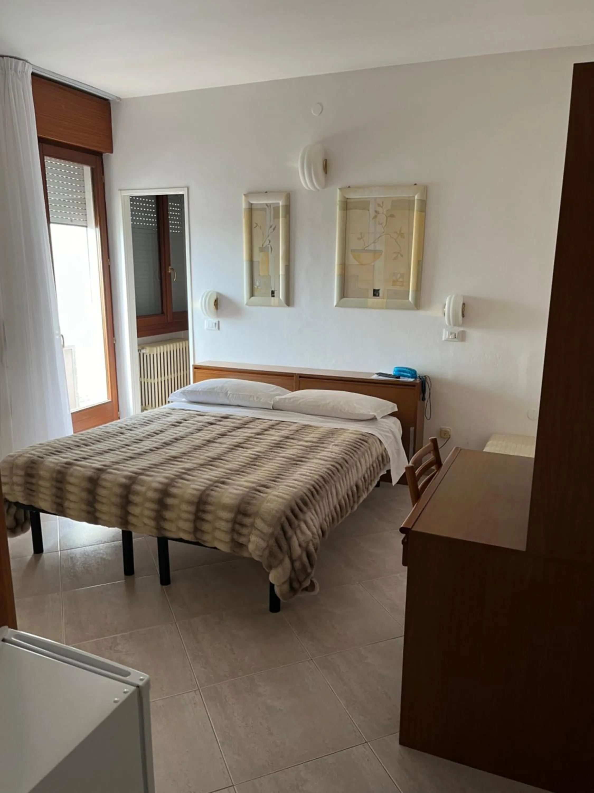 Bed in Hotel Touring