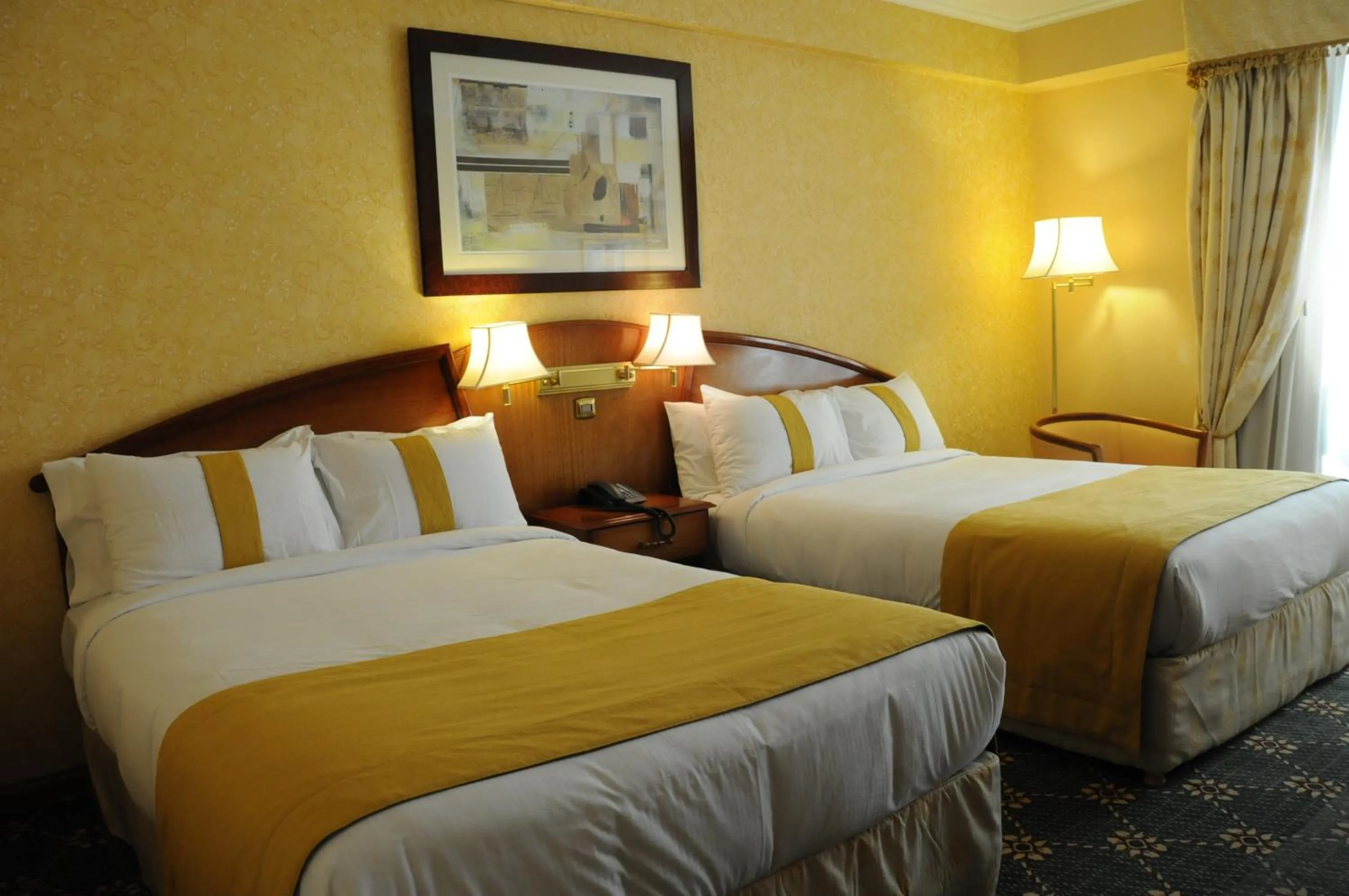 Bedroom, Bed in InterTower Hotel