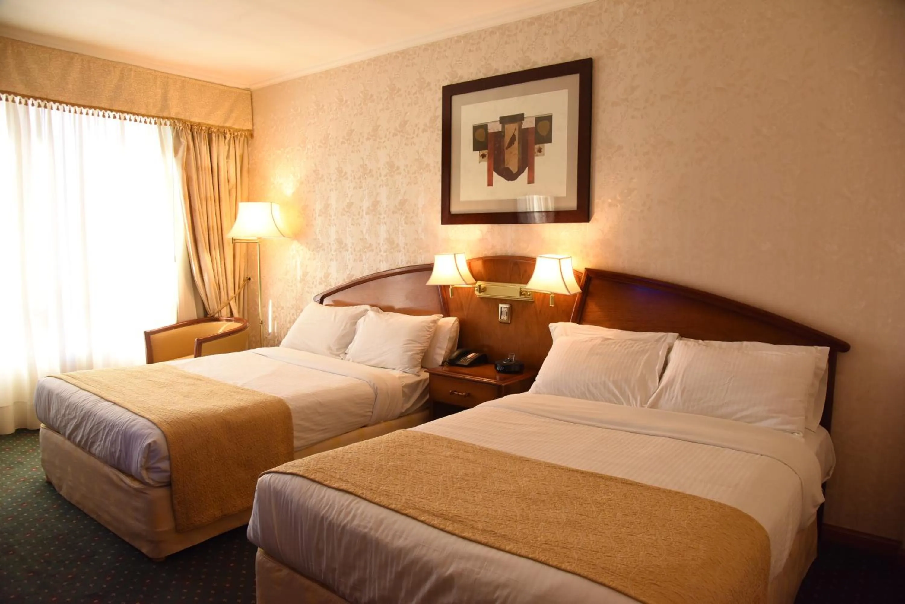 Bedroom, Bed in InterTower Hotel