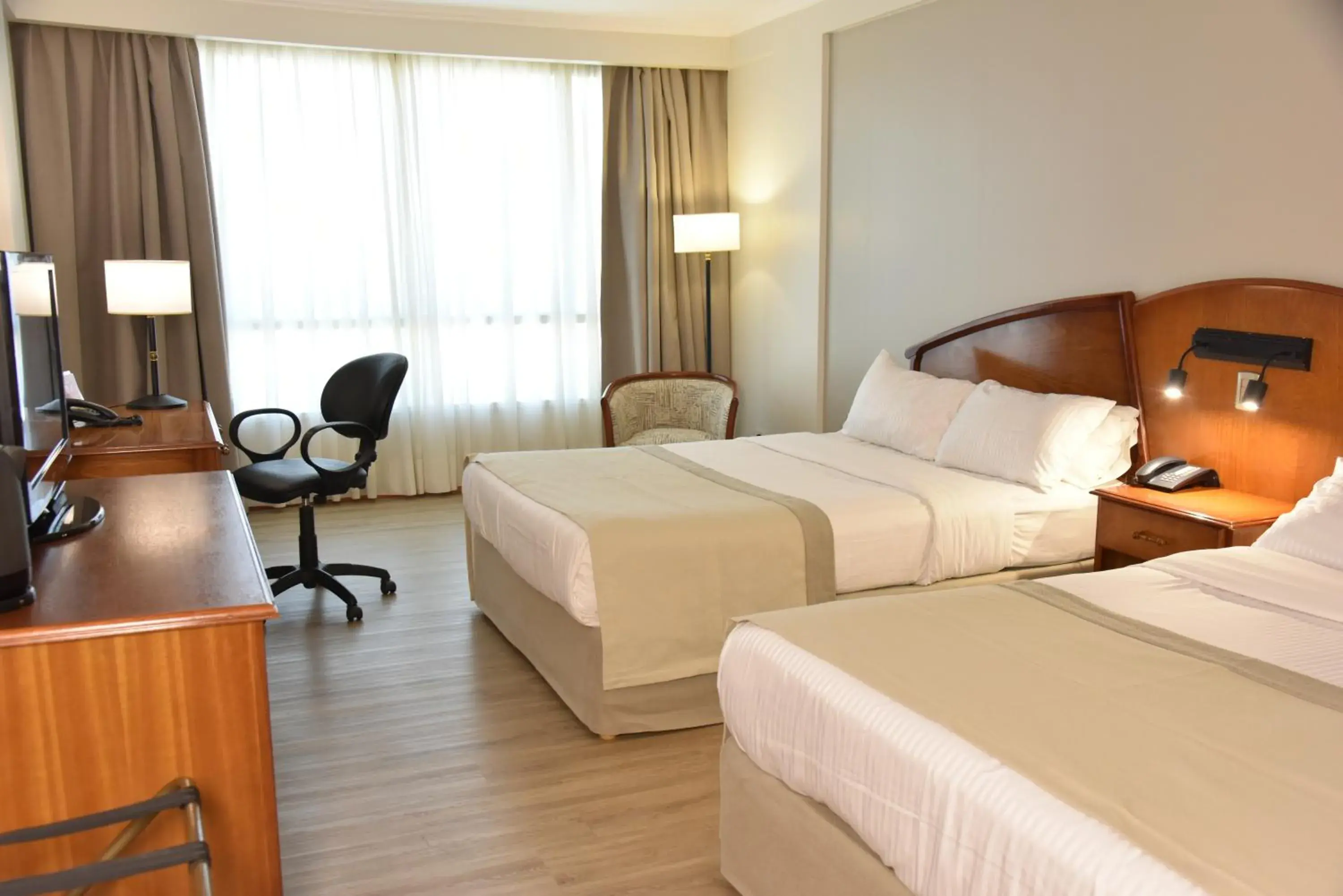 Photo of the whole room, Bed in InterTower Hotel Photo of the whole room, Bed in InterTower Hotel