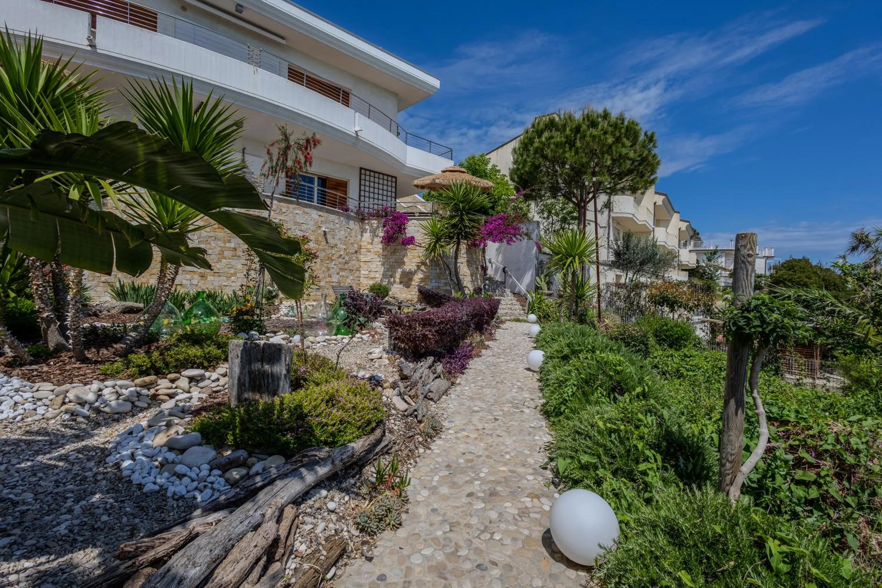 Property building in Residenze Longhi