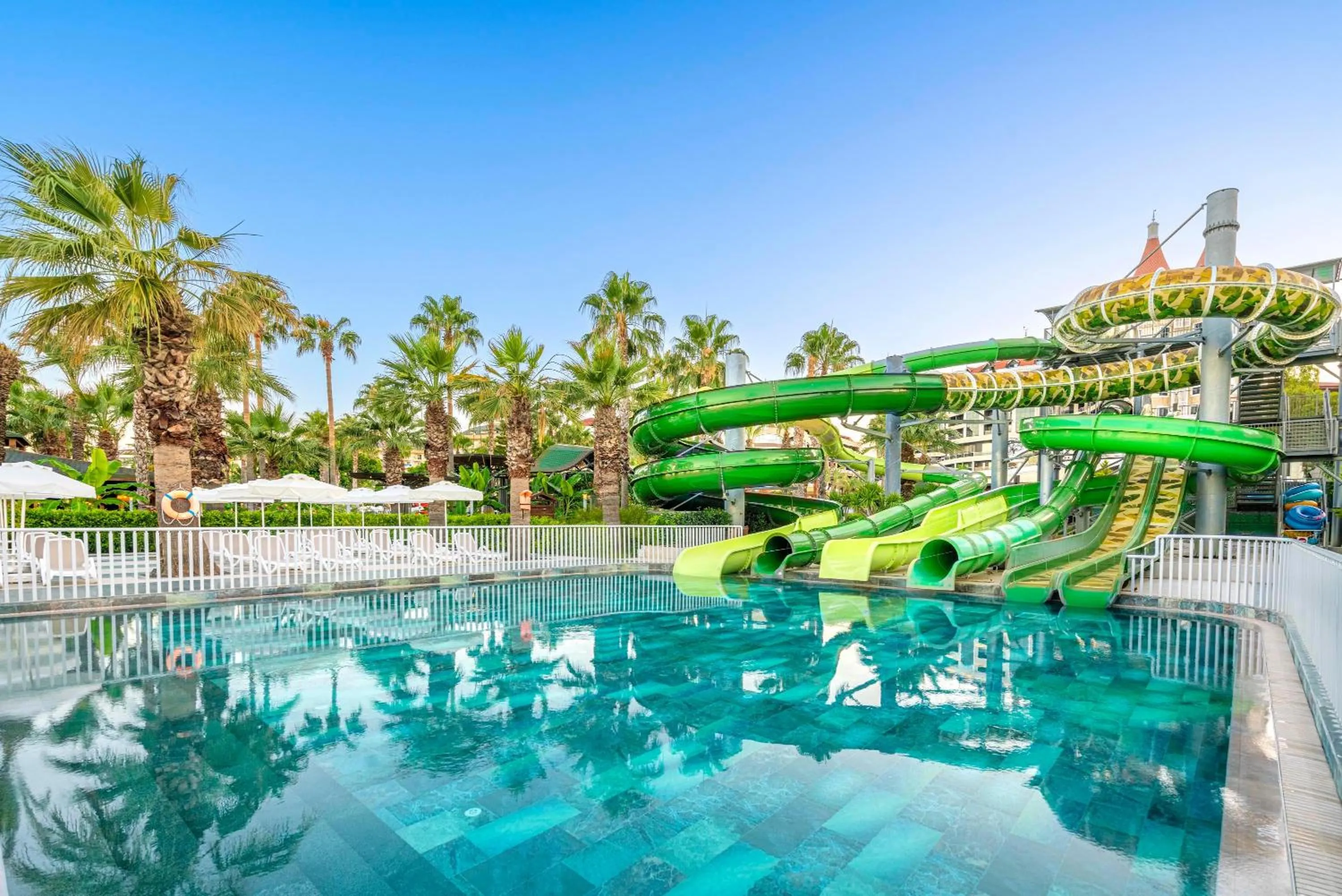 Swimming pool in Leodikya Kirman Premium - Ultra All Inclusive