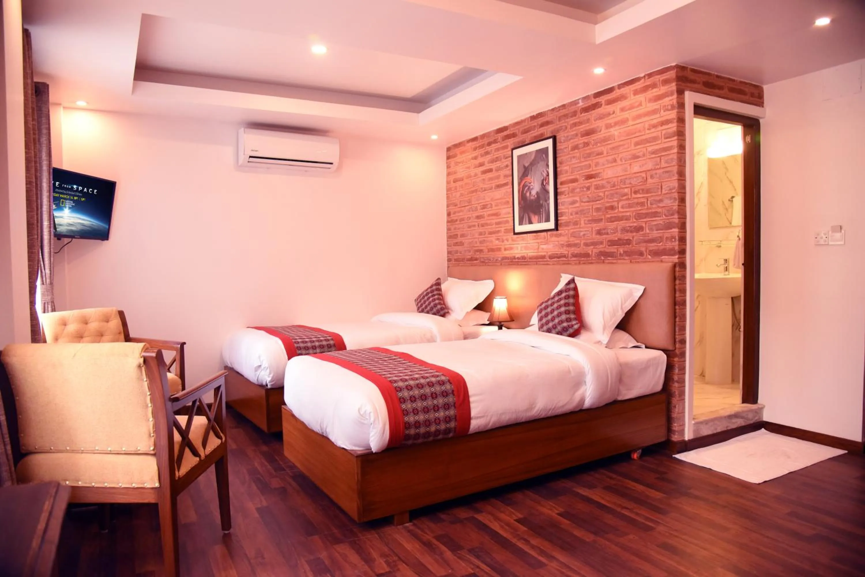 Bedroom, Bed in Kailash Kuti Inn