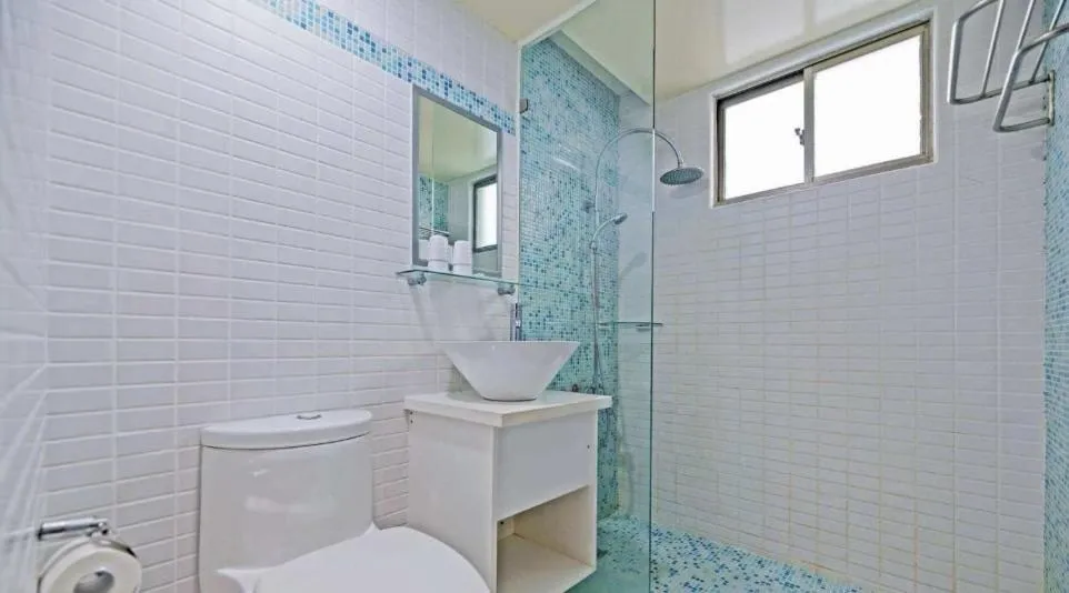 Toilet in Huaxin Hotel