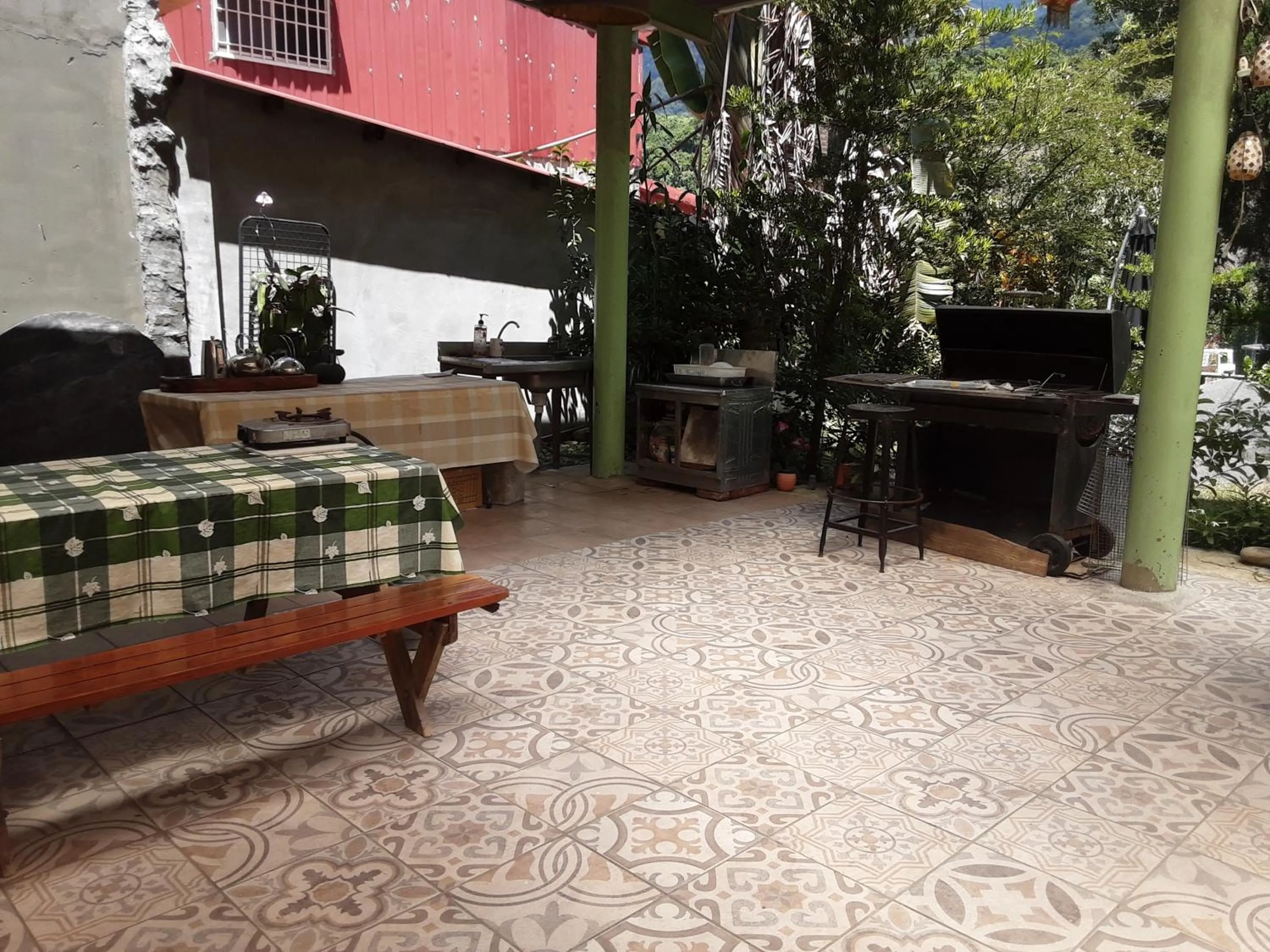 Niuniu & Meng Ka Homestay