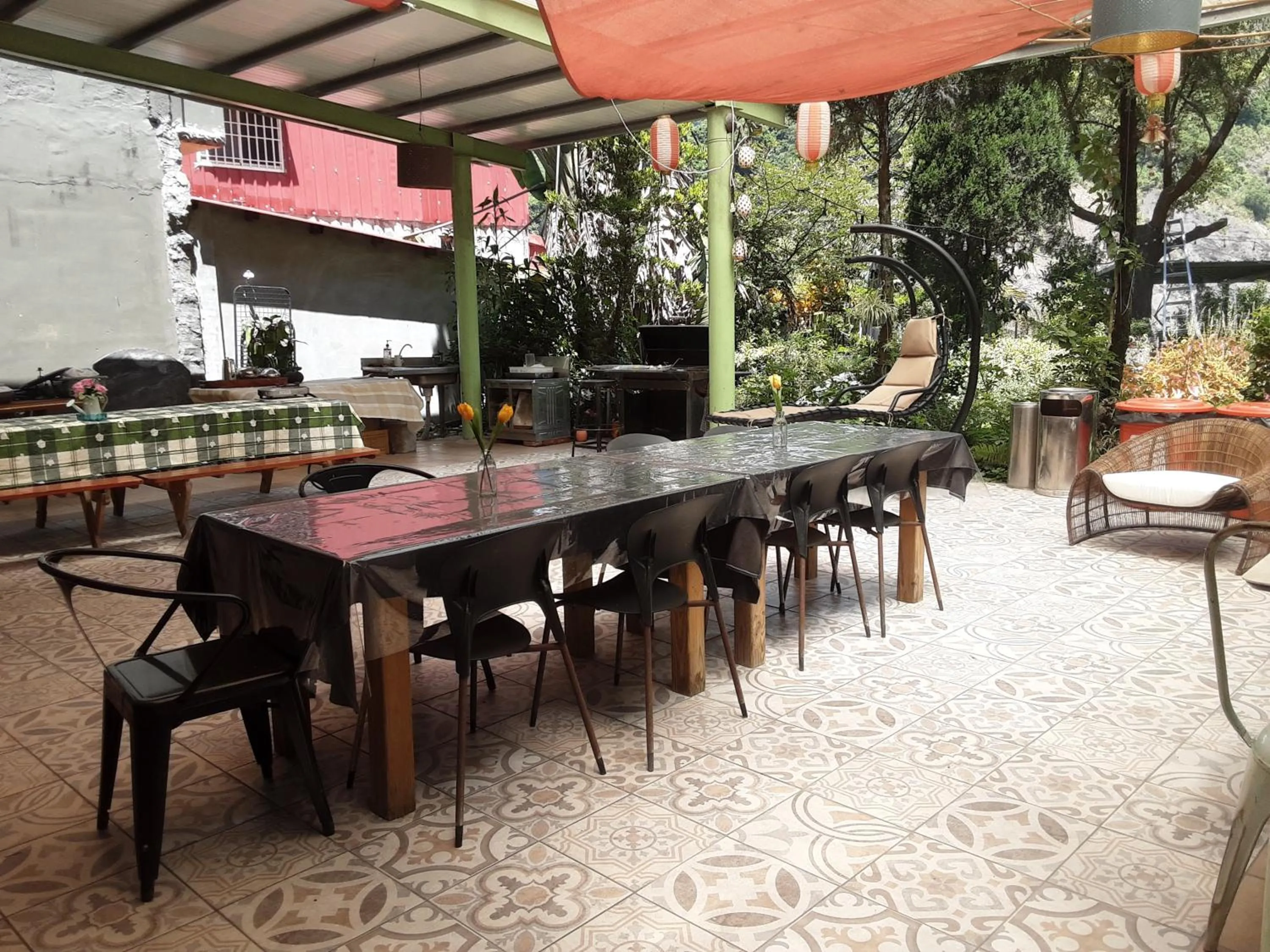 Niuniu & Meng Ka Homestay