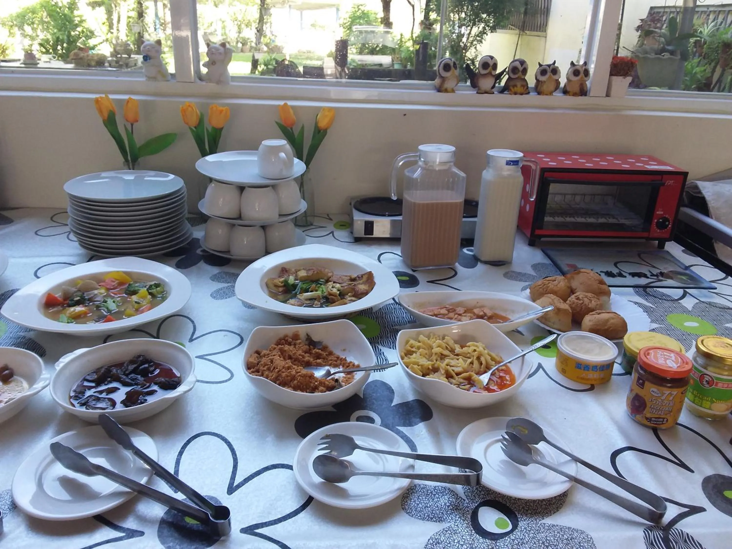 Food and drinks in Niuniu & Meng Ka Homestay