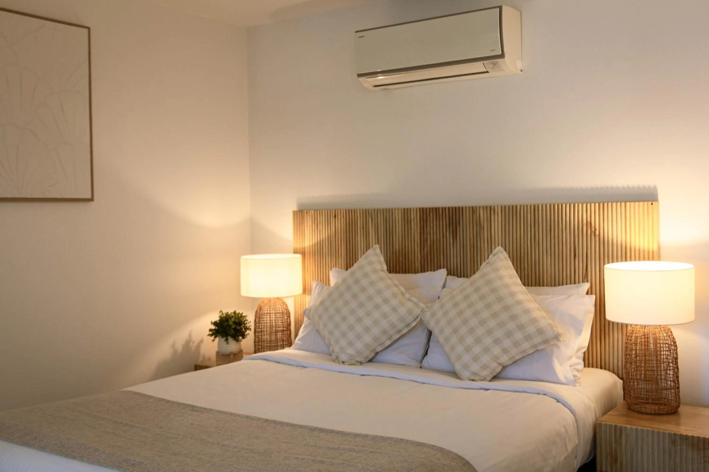 Bedroom, Bed in At The Sound Noosa