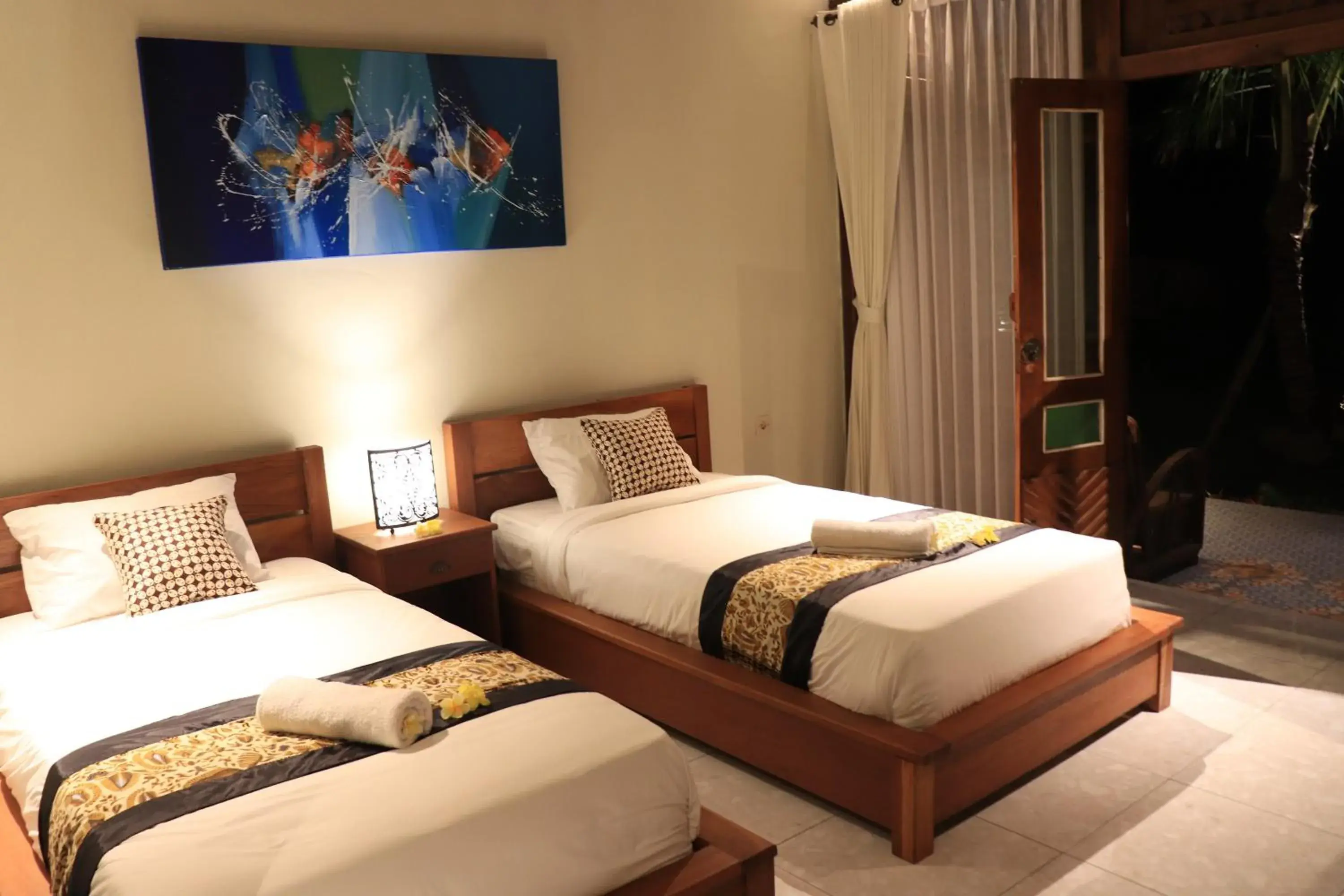 Superior Twin Room with Garden View in Mirah Guest House Superior Twin Room with Garden View in Mirah Guest House