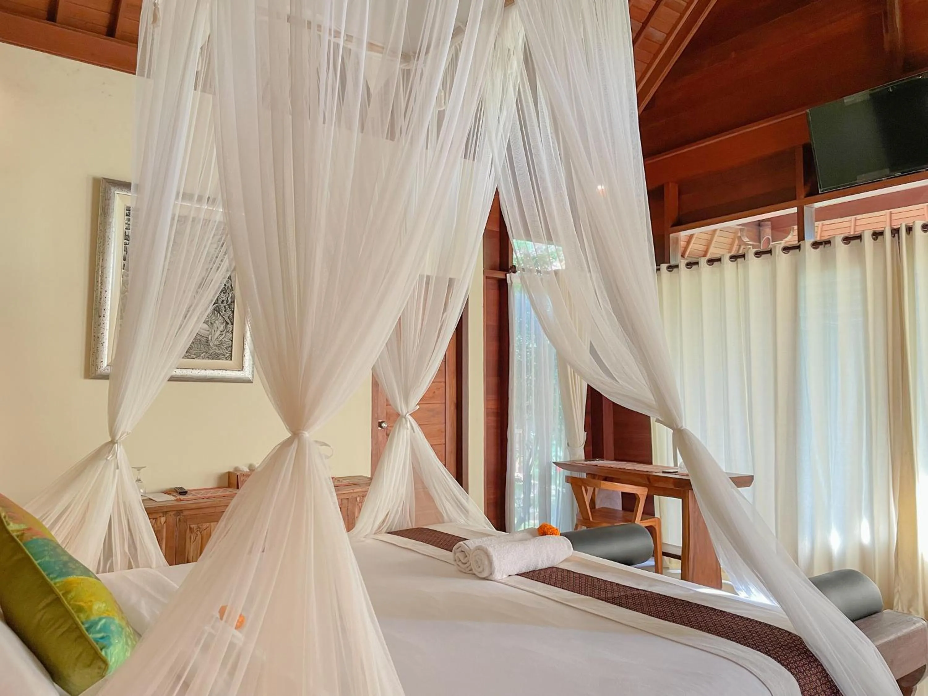 Bed in Mirah Guest House