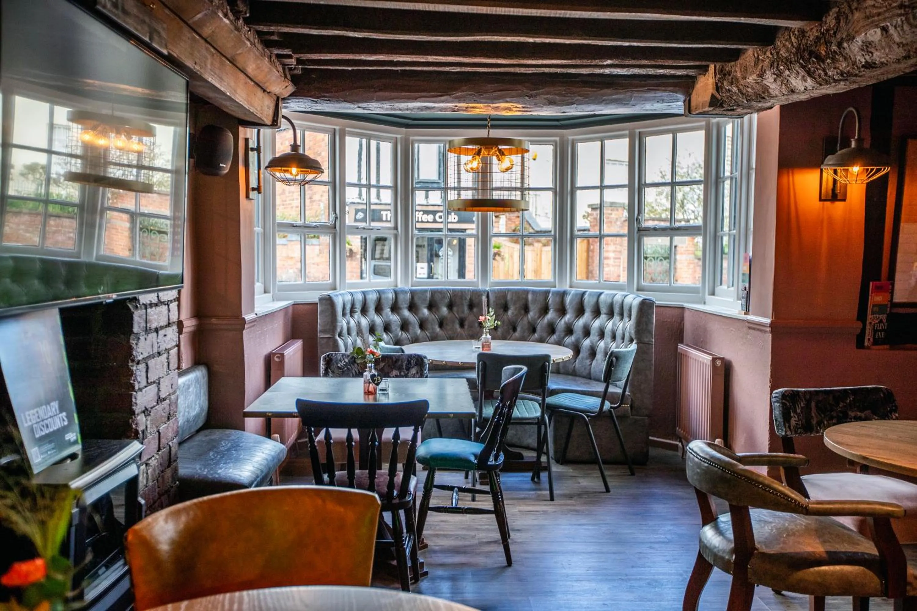 Restaurant/places to eat in Narborough Arms