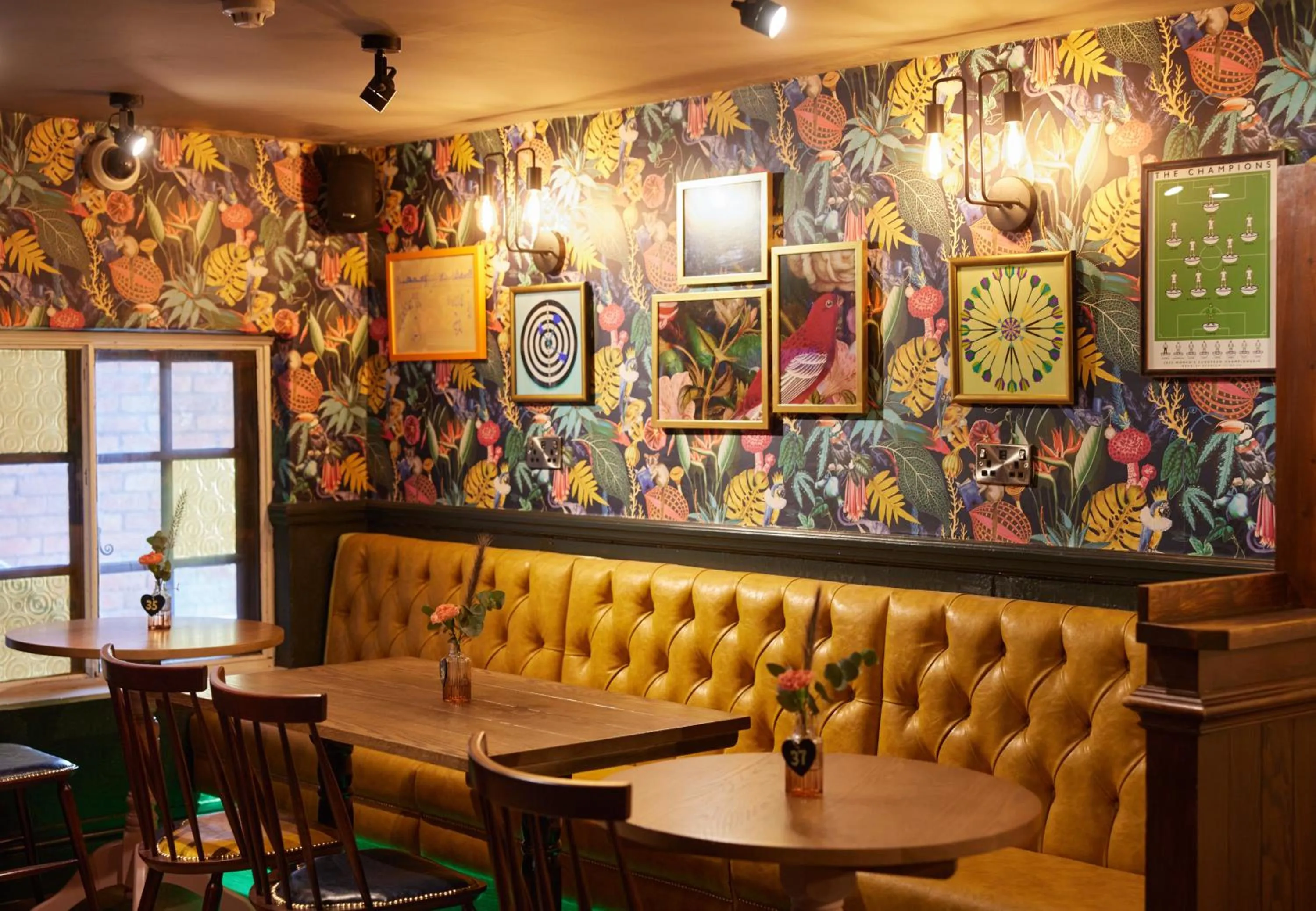 Restaurant/places to eat in Narborough Arms