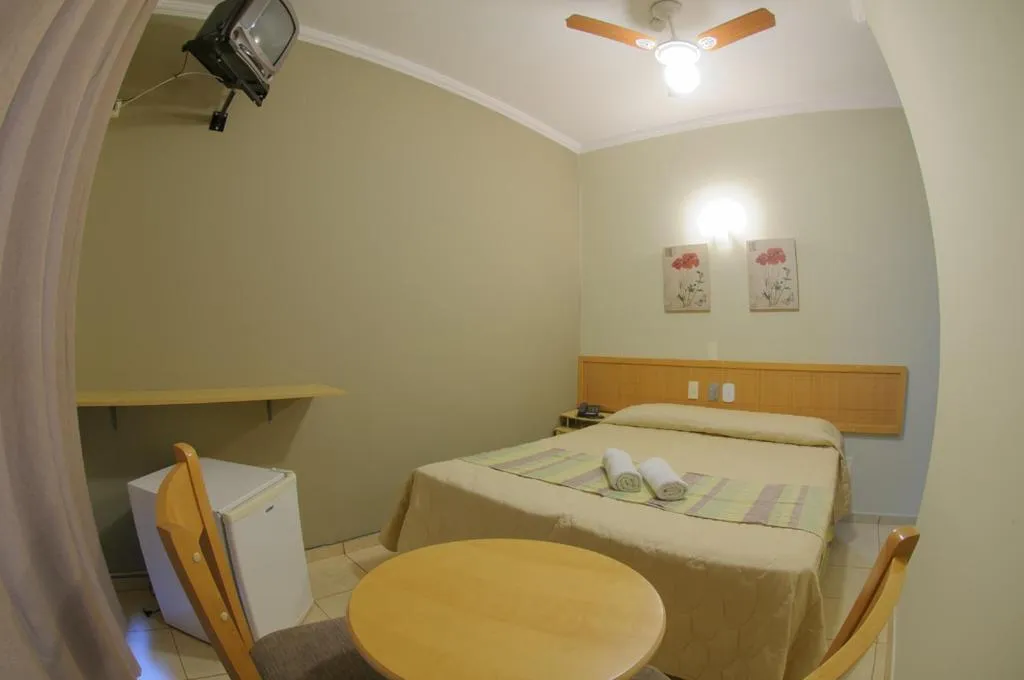 Bedroom, Bed in Hotel Montana Serra Negra