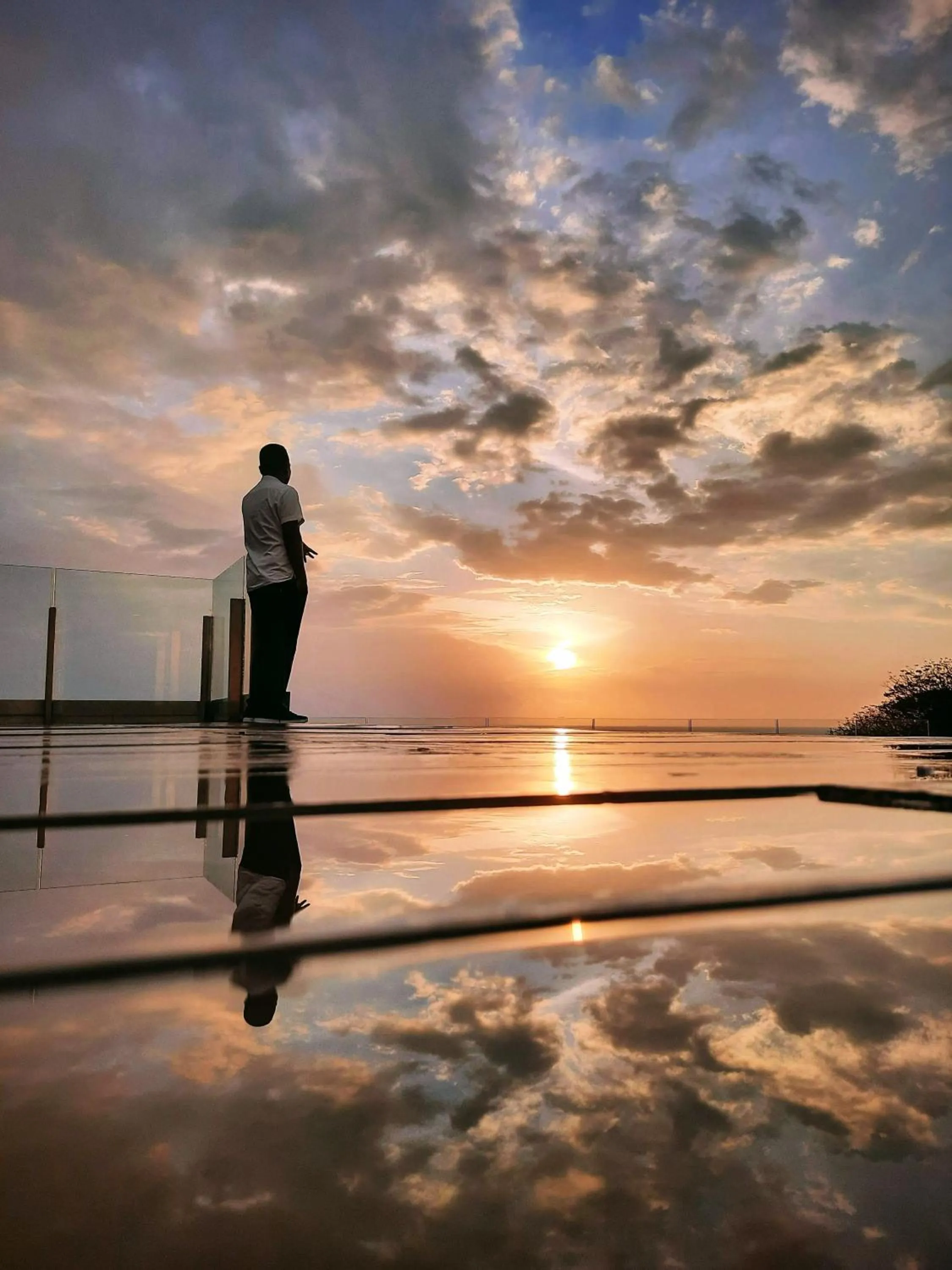 Swimming pool in Louis Kienne Resort Senggigi
