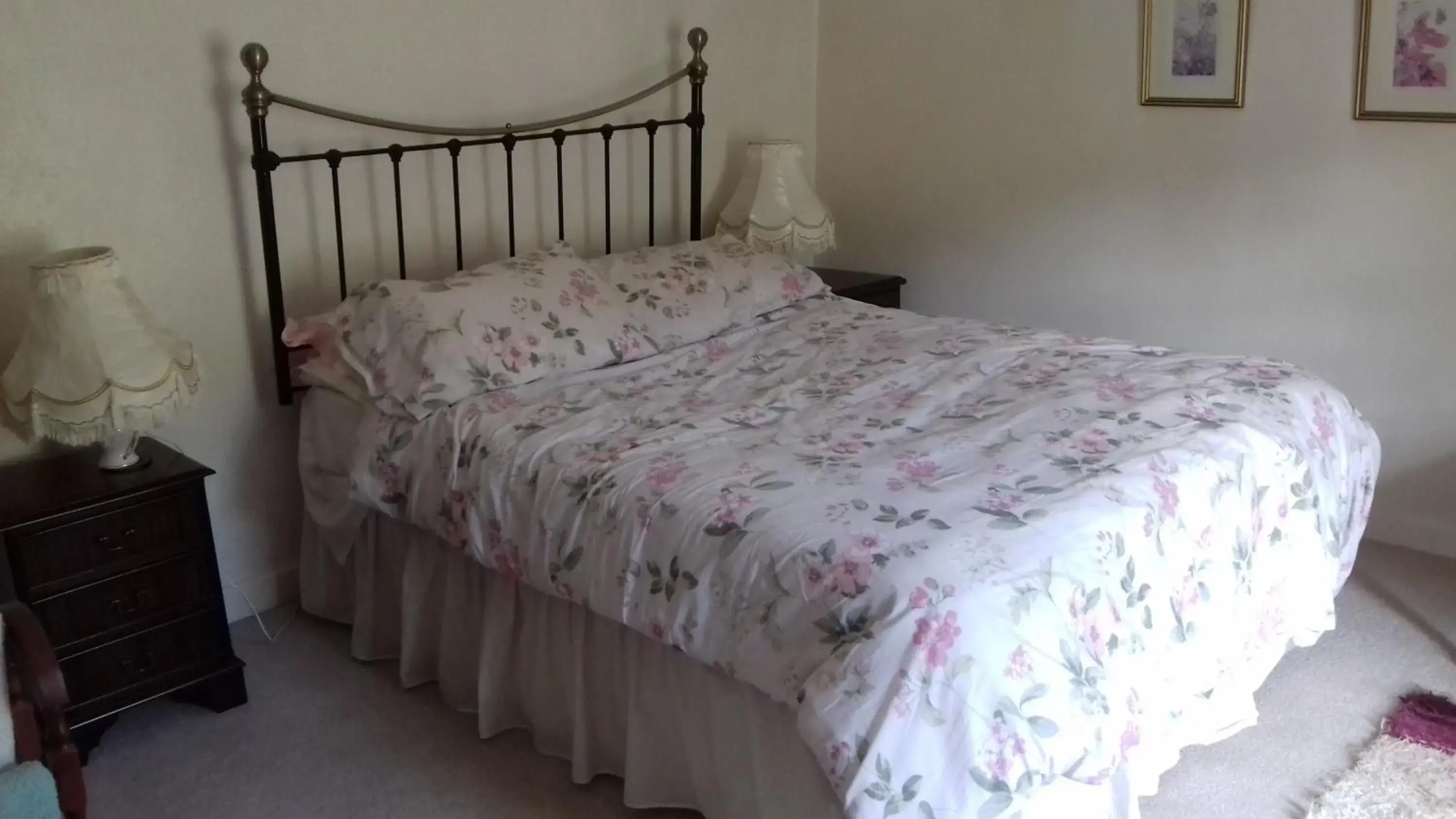 Hills Farm B&B Laugharne Hills Farm B&B Laugharne