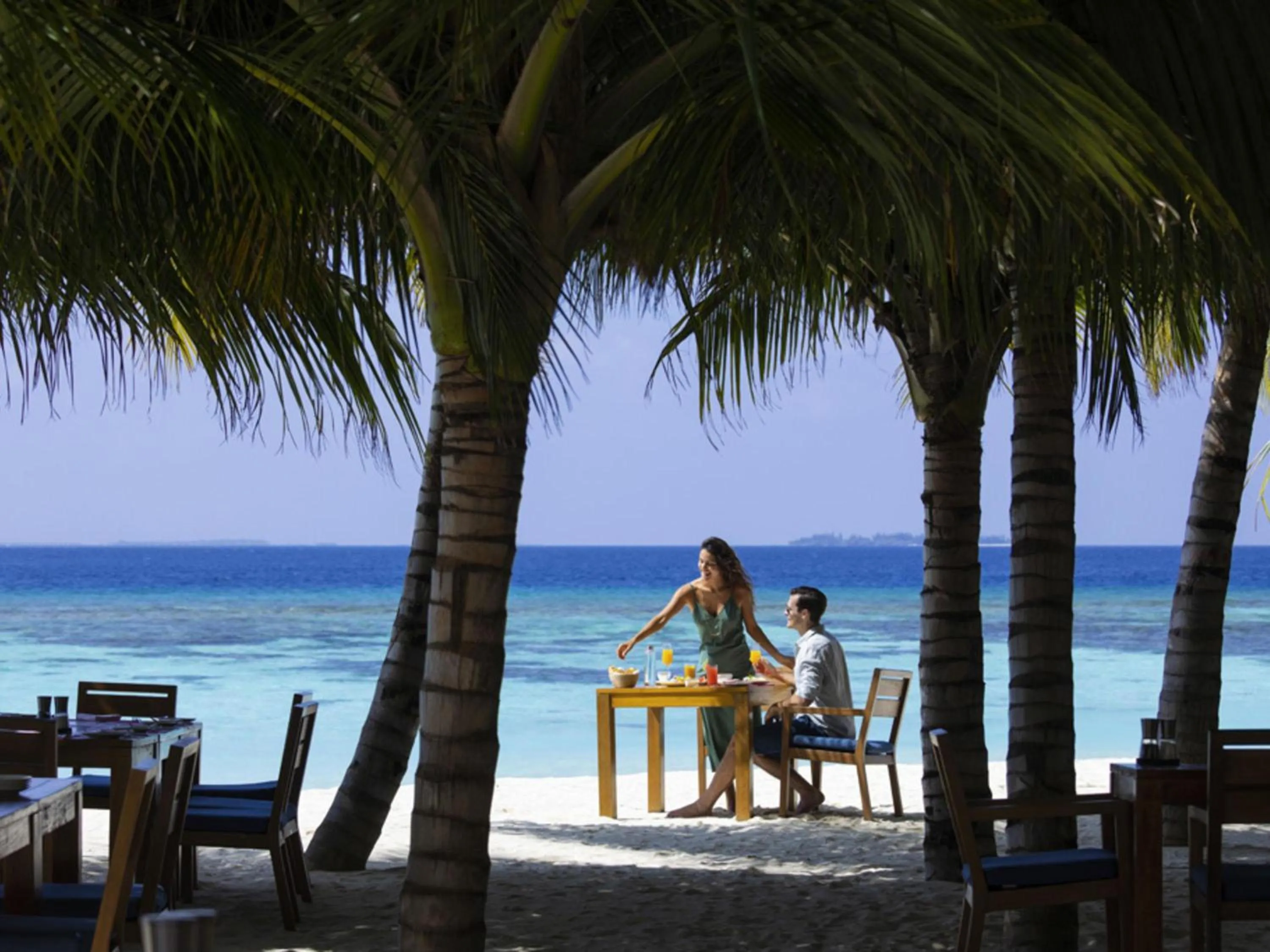 Restaurant/places to eat in Kuredhivaru Resort and Spa - Maldives