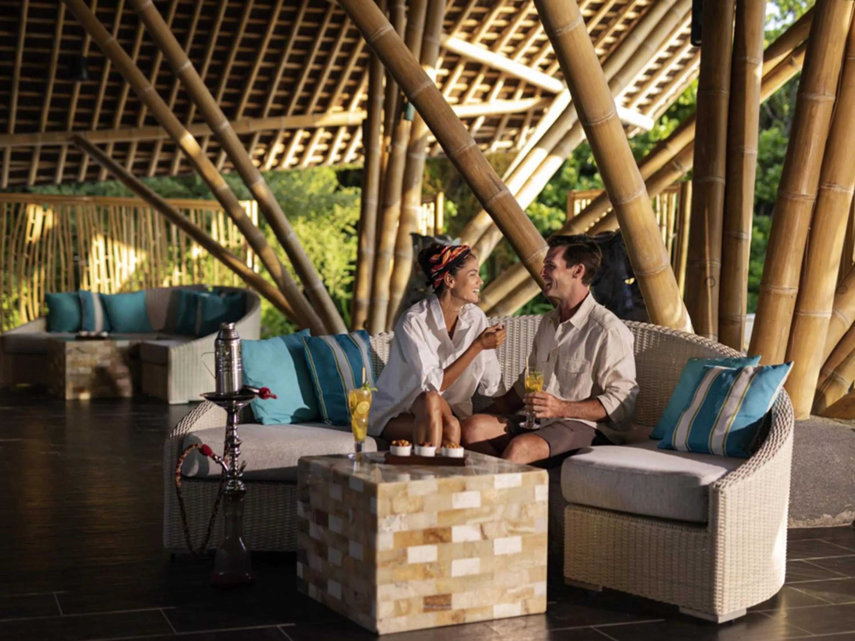 Restaurant/places to eat in Kuredhivaru Resort and Spa - Maldives