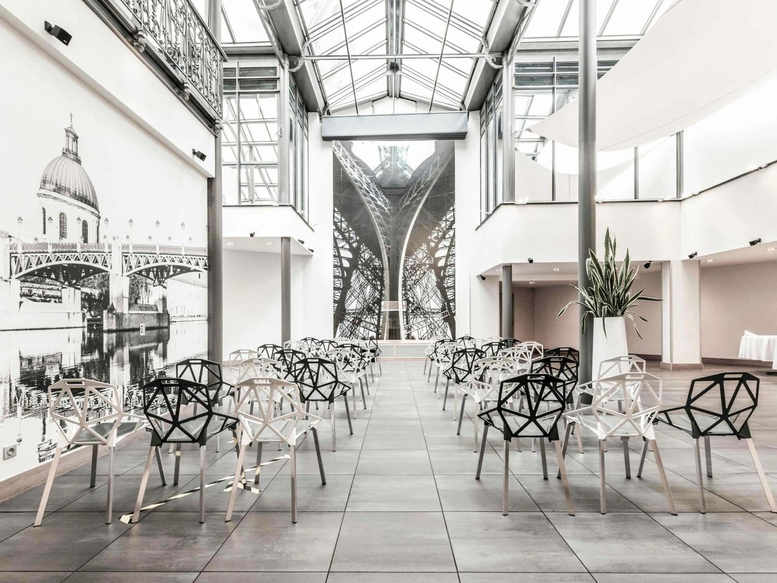 Meeting/conference room in Novotel Toulouse Centre Wilson