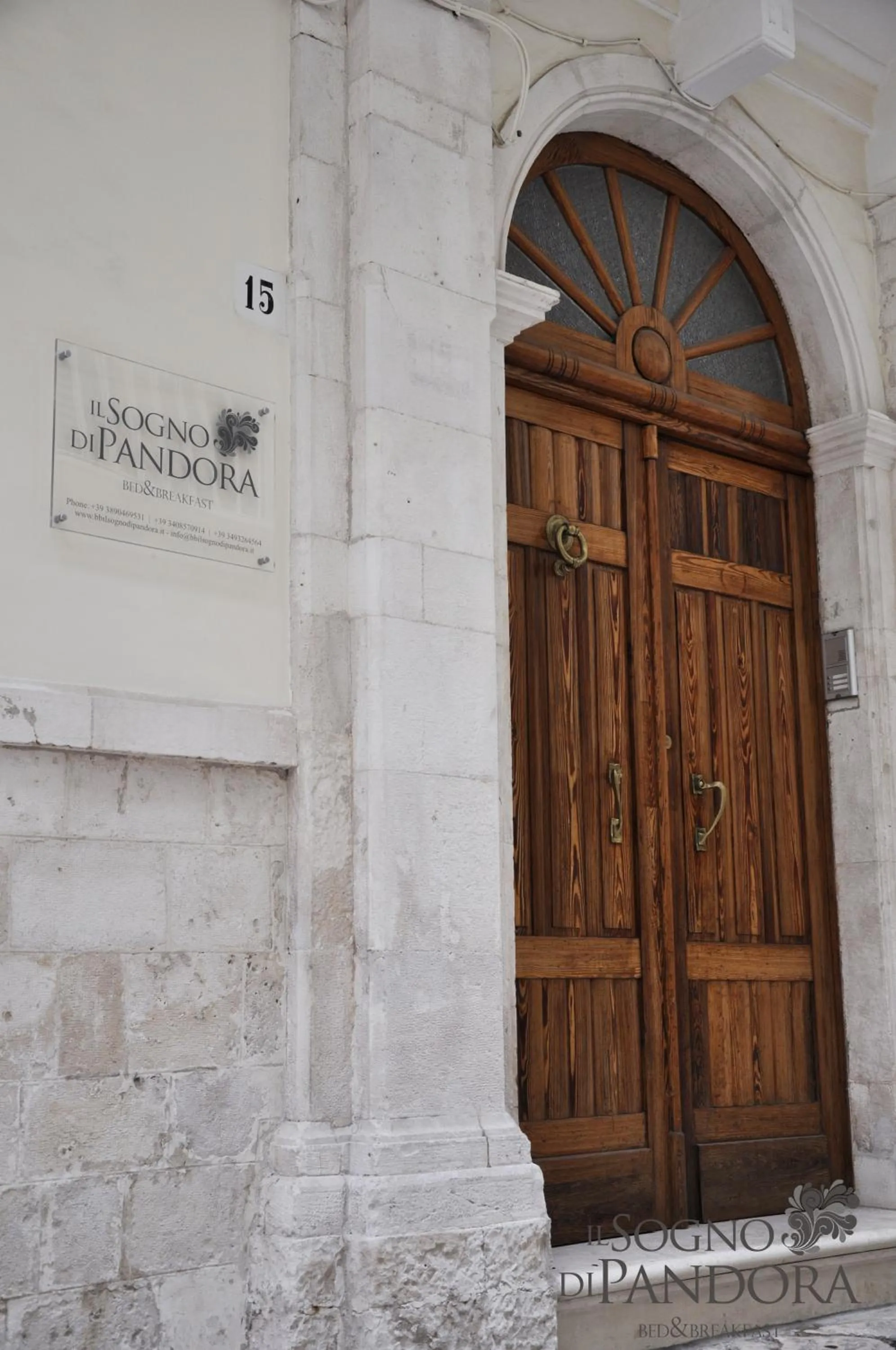 Facade/entrance in Il Sogno Di Pandora