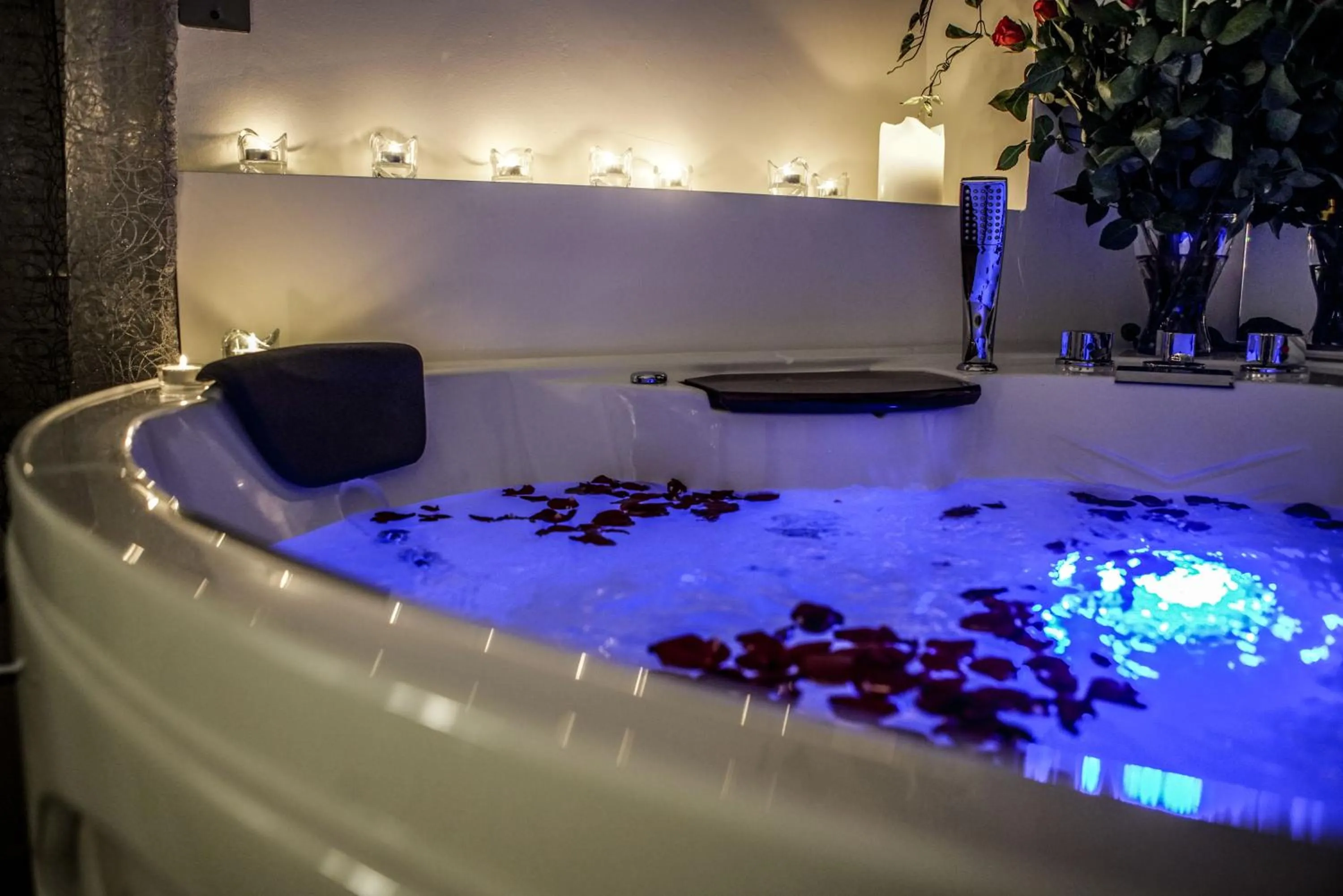 Hot Tub in Il Sogno Di Pandora