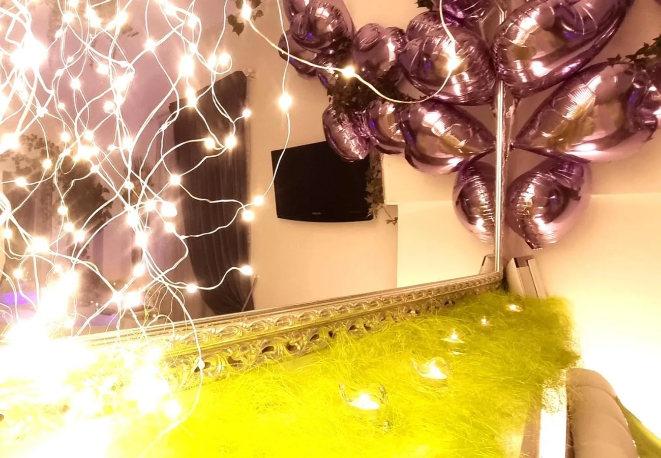 Decorative detail in Il Sogno Di Pandora