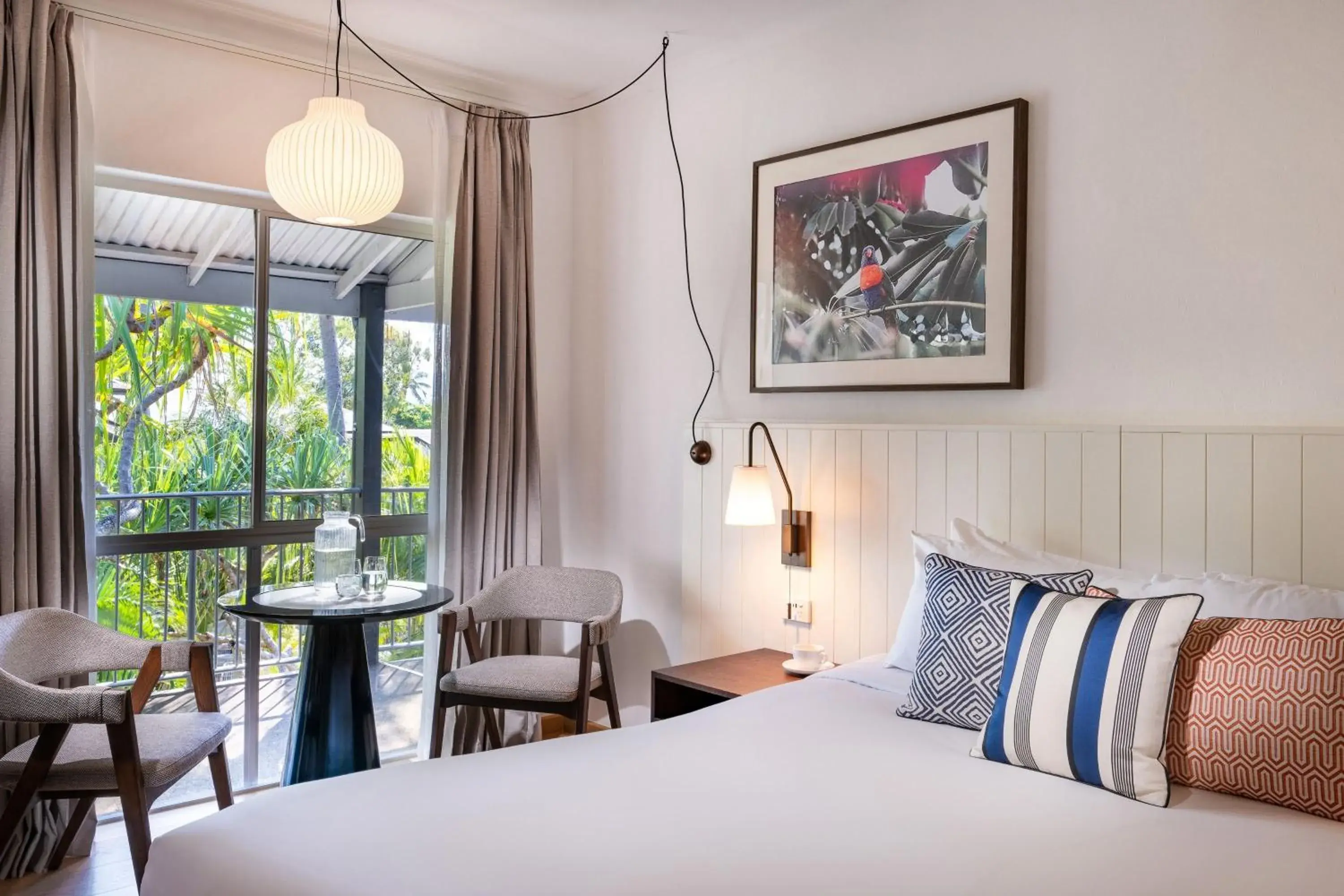 Bed in Mantra Club Croc Bed in Mantra Club Croc